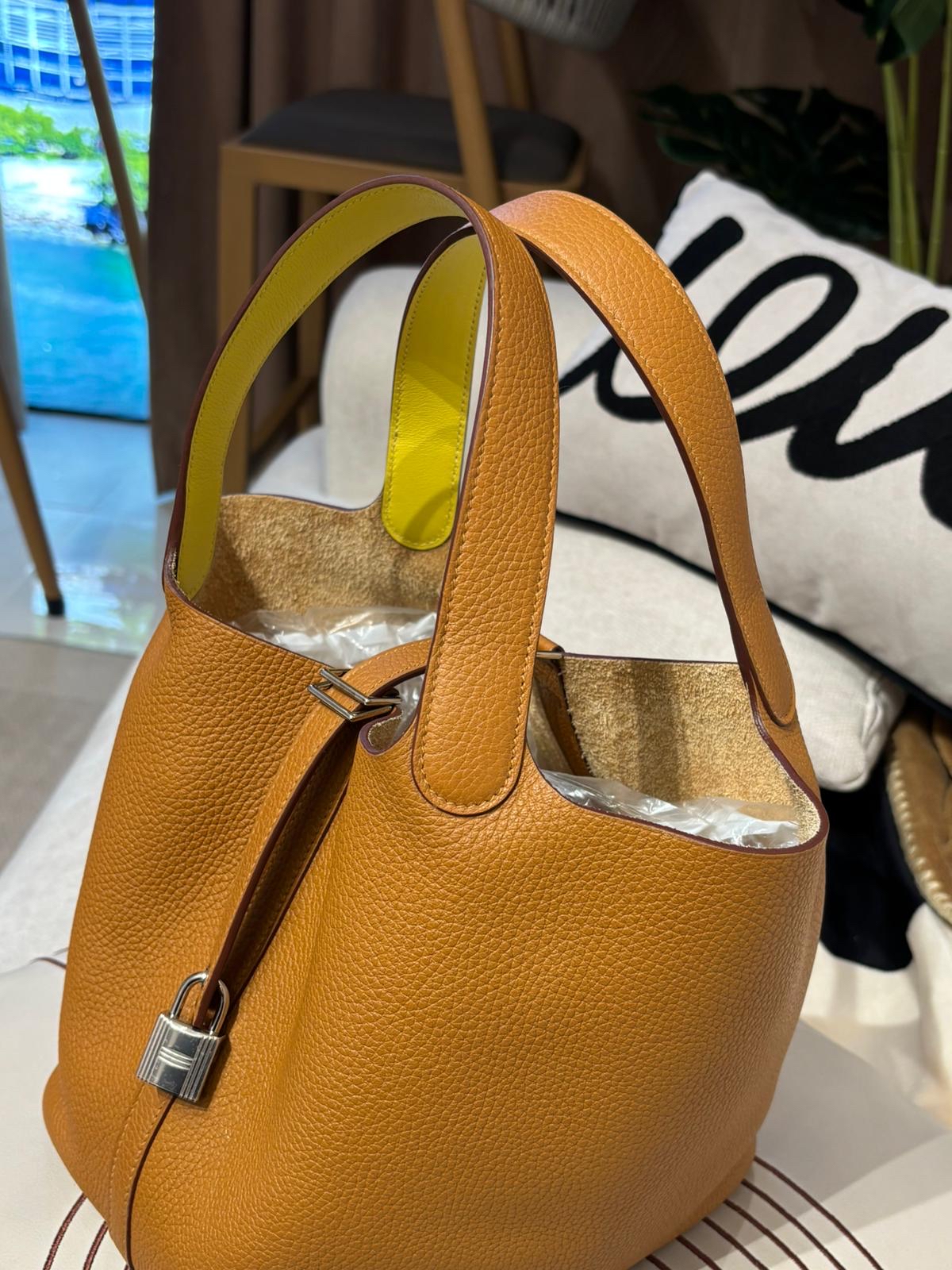 Hermes Picotin 22,STAMP Y 芝麻色銀扣 100%Authentic ,unused ✅key lock✅dust bag✅box 