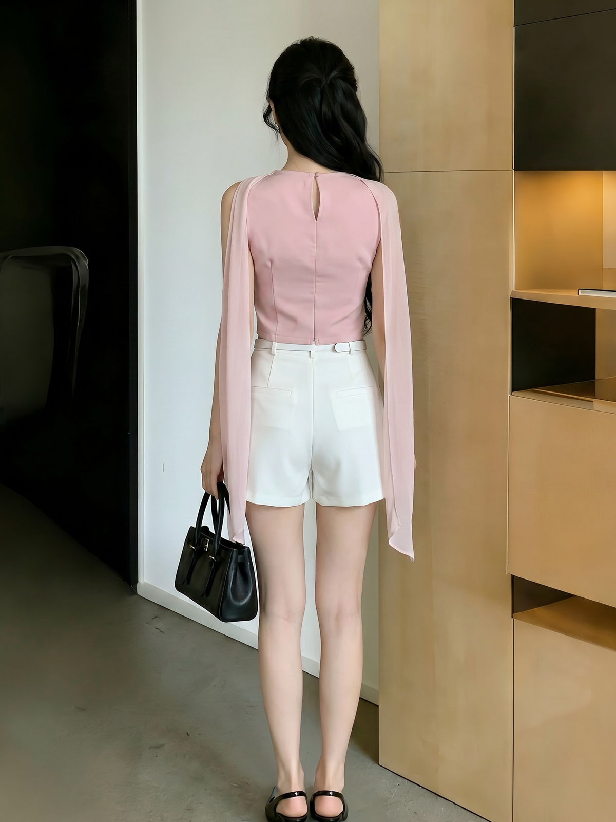 Ethereal Top M176