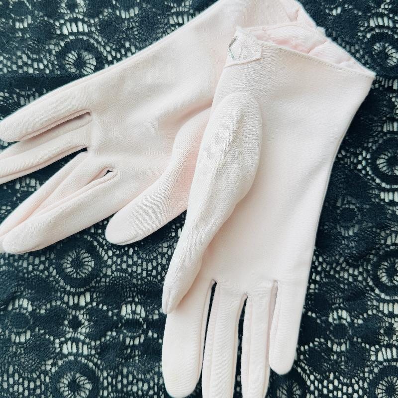 Preview- Light Pink 1950-60s Beaded Short Gloves- Size XS (MT2165)