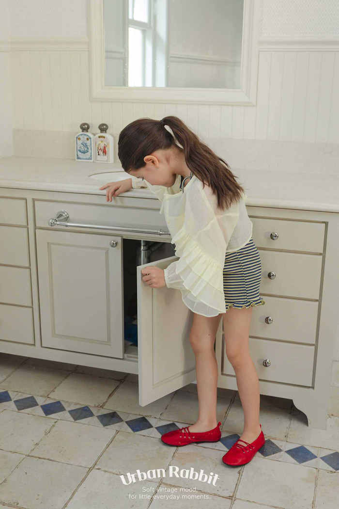 🇰🇷Urban Rabbit shirts