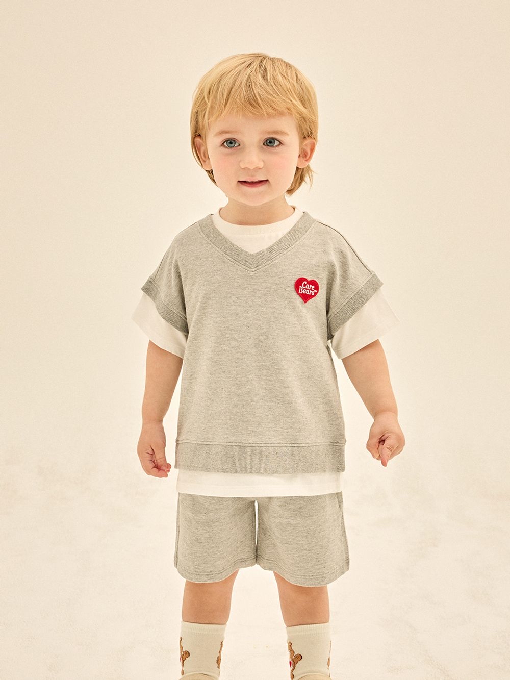 ☀️預訂 韓國直送☀️🇰🇷正版Care Bears刺繡章層疊短袖上下套裝