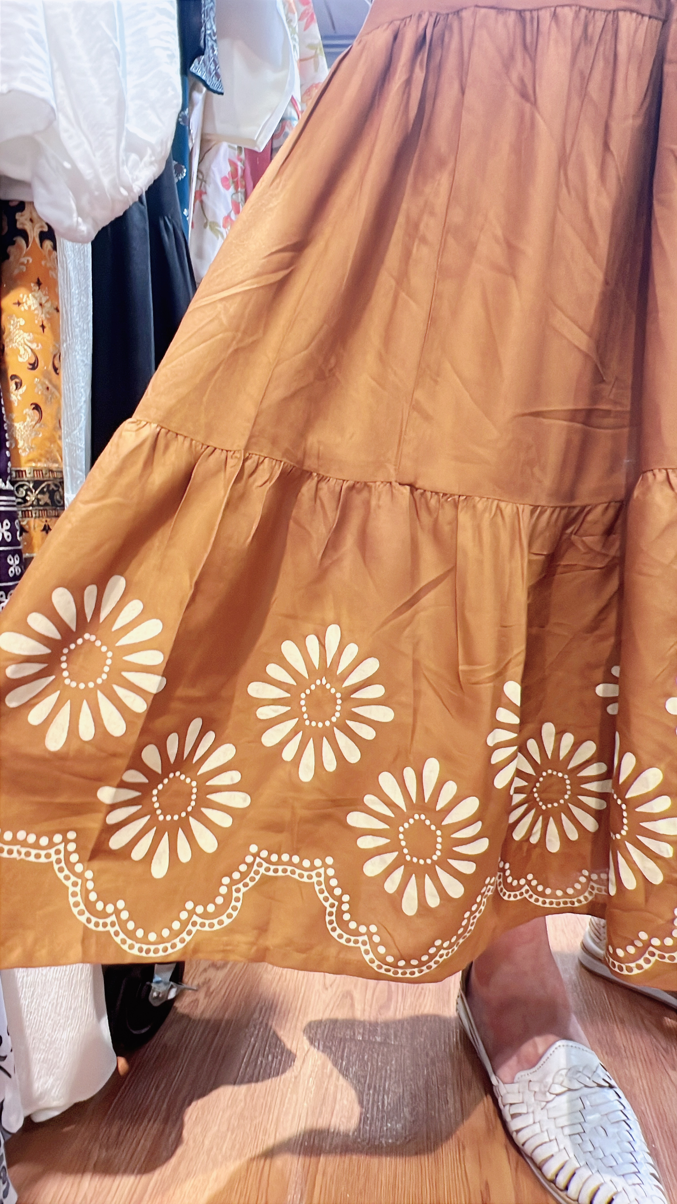 2454 Wide Neck Caramel Simple Fafa OP