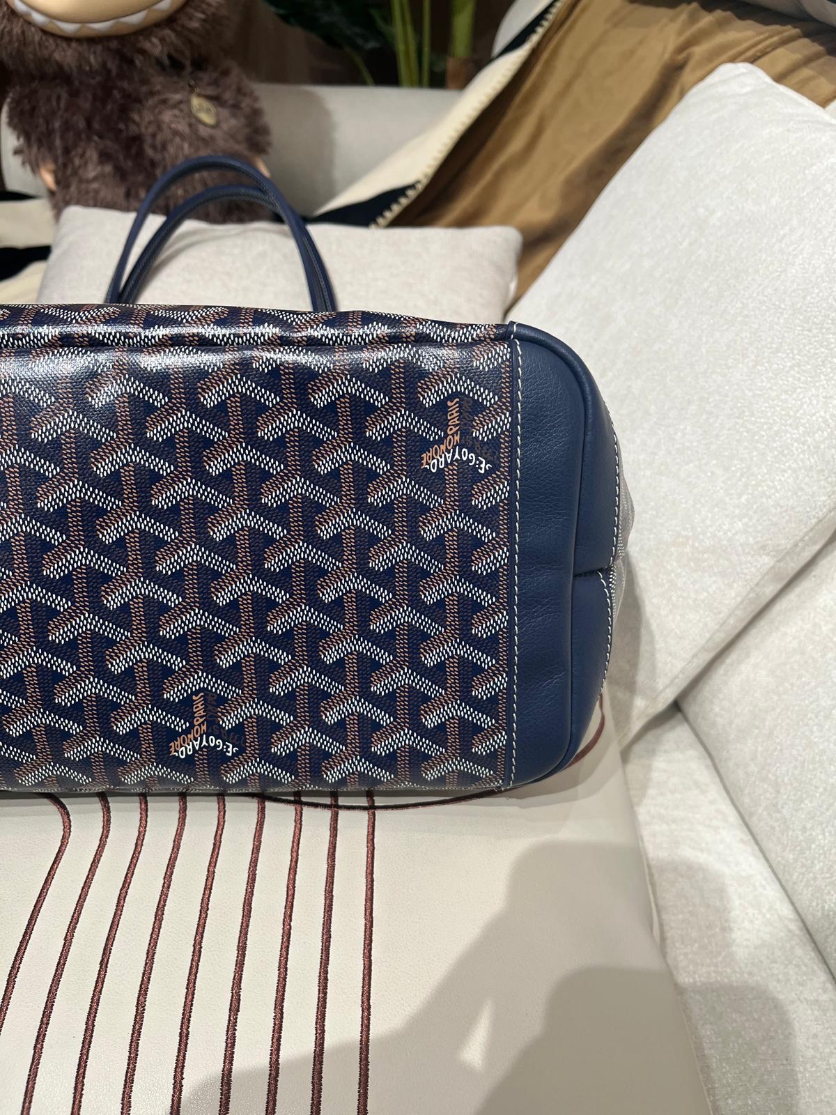 Goyard Artois MM Navy 100%Authentic, 95%New ✅Dust bag