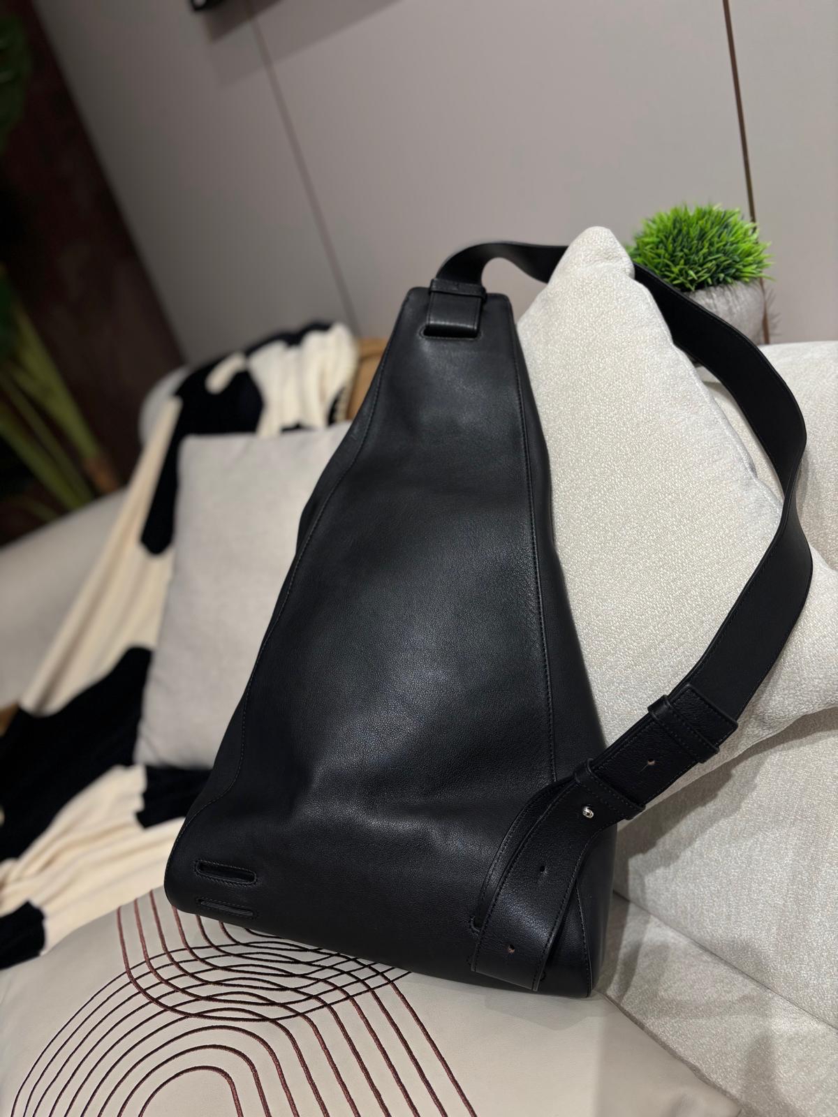 Loewe Sling Backpack Black Calfskin 100%Authentic, 98%New ✅Dust bag
