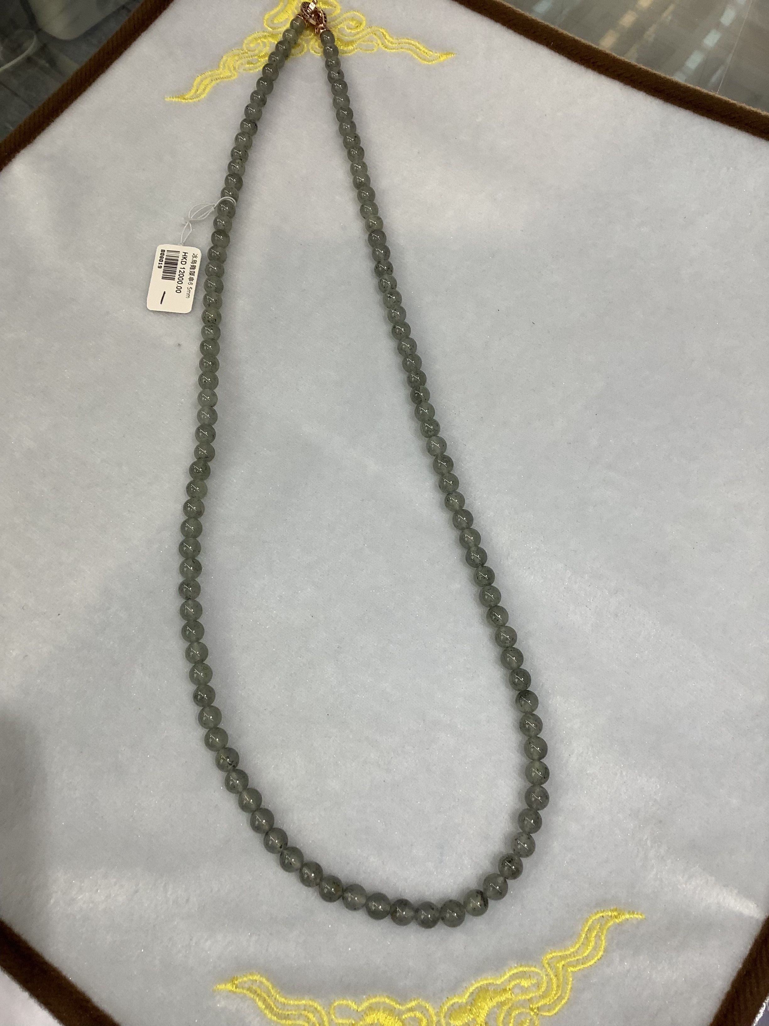 冰烏雞頸串6.5mm B08019