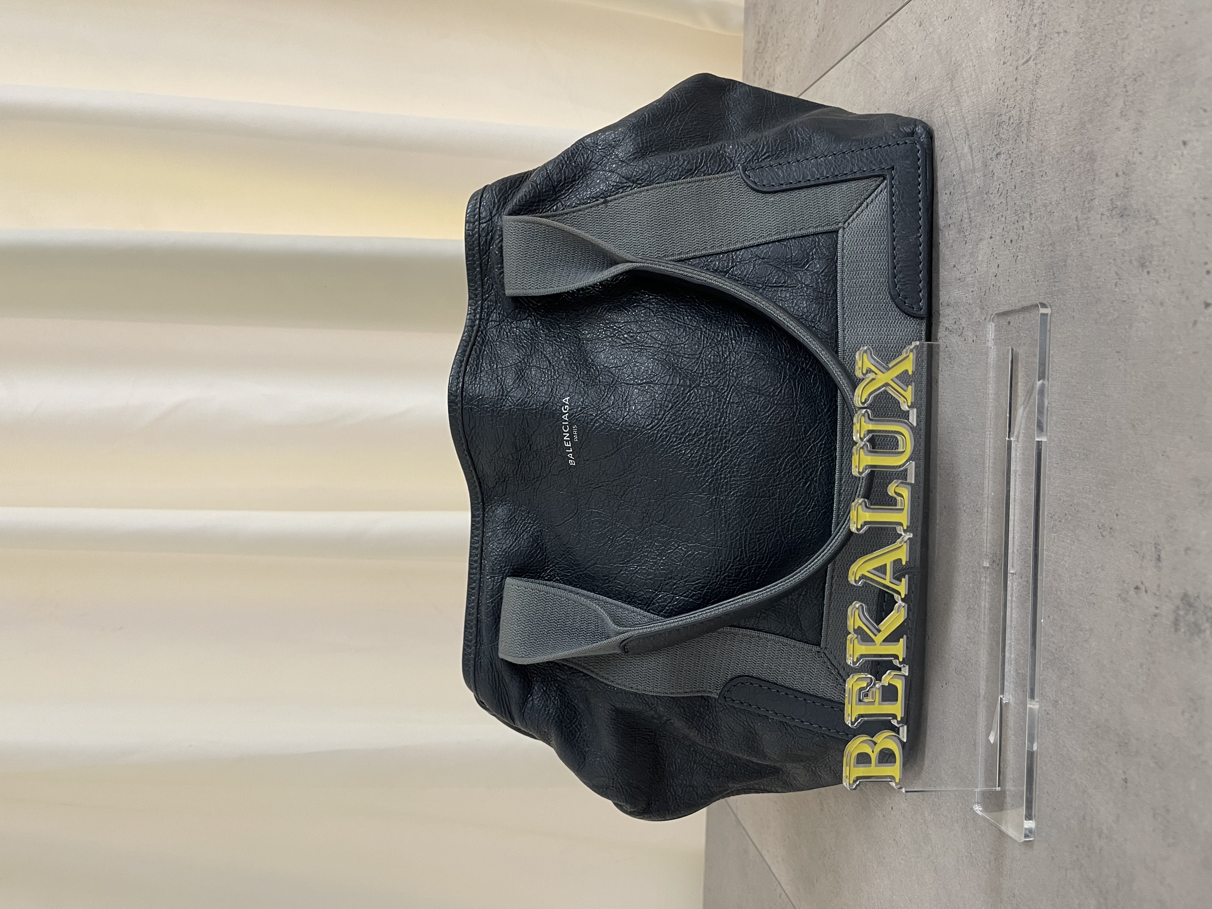 Pre-owned Balenciaga Navy Cabas XS tote bag/ Product Code: 25012702