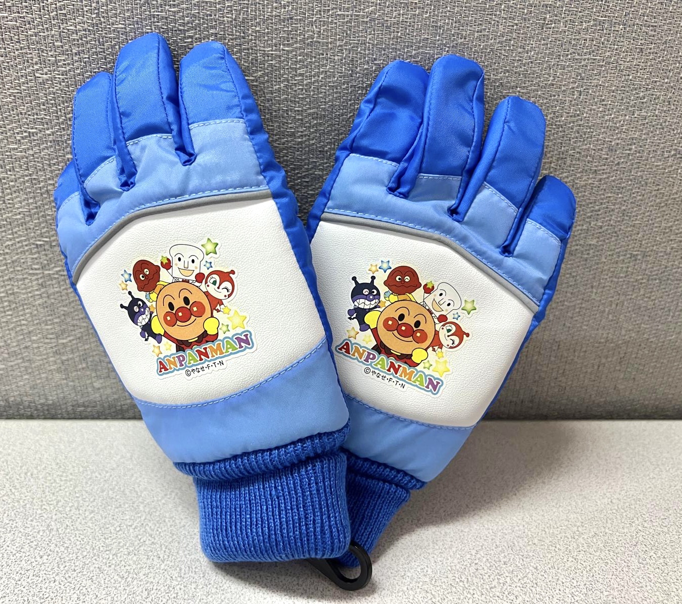 🎌日本直送 🎌麵包超人 小童防水保暖滑雪手套