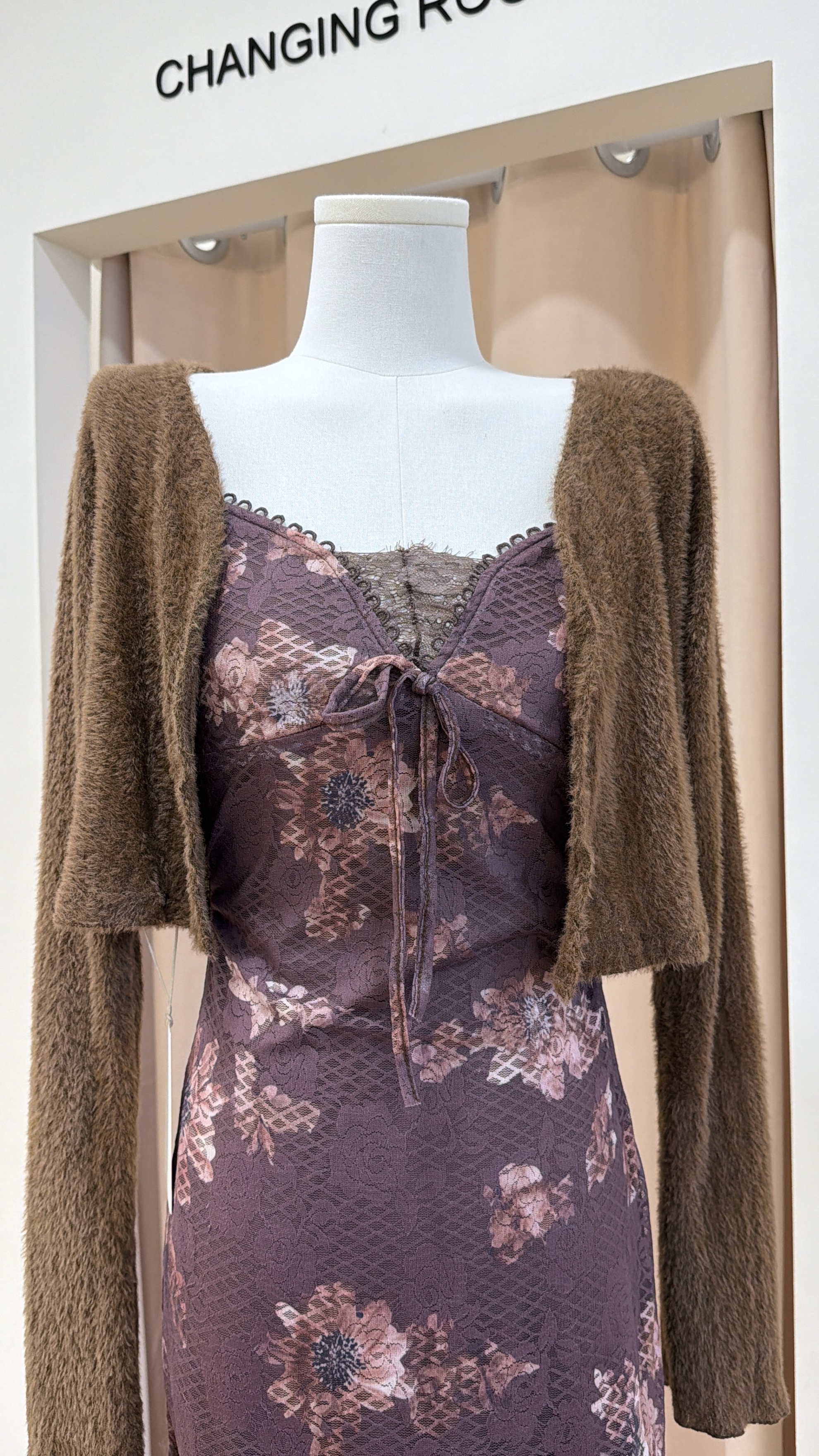 5733复古吊带连身裙