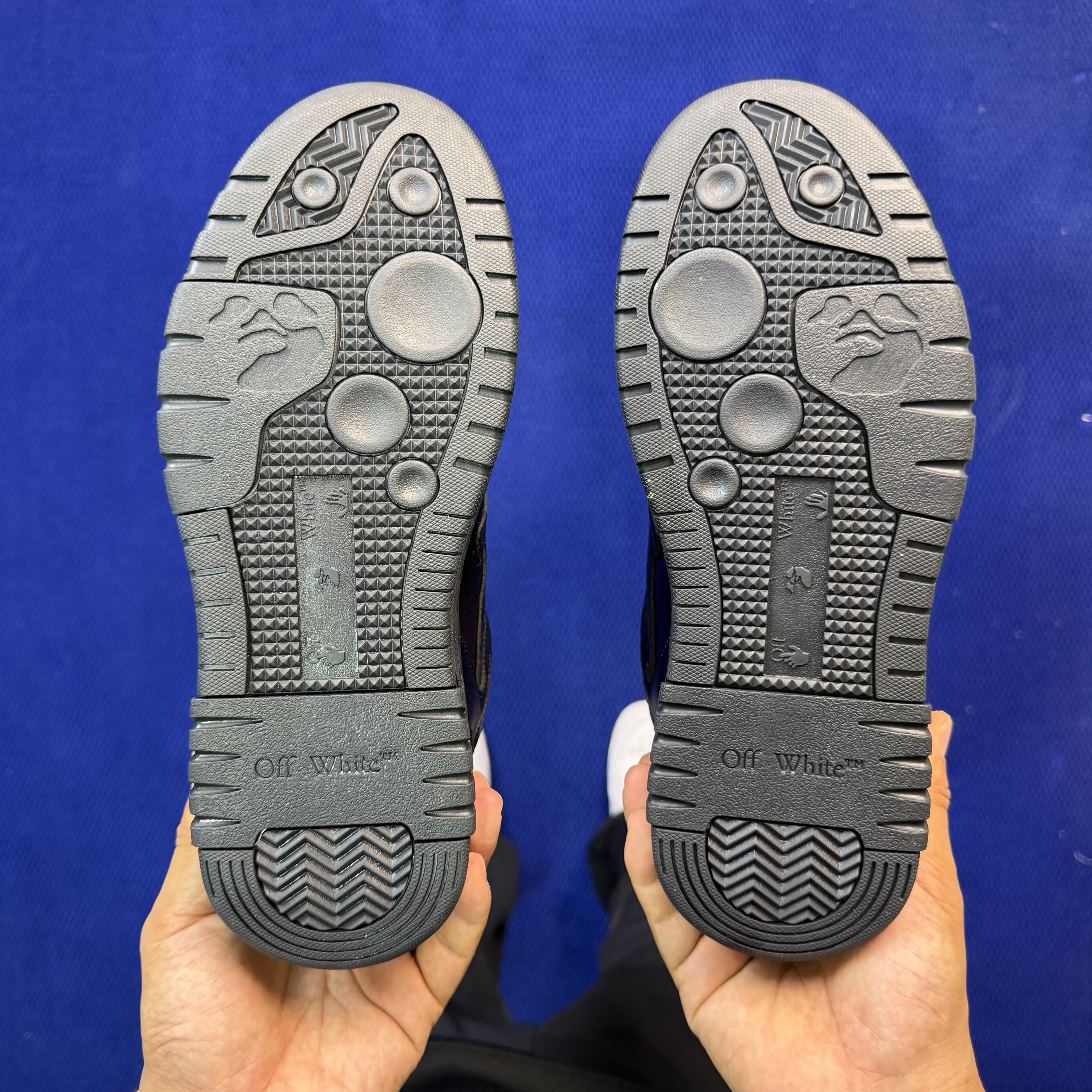 Off-White Out Of Office OOO 