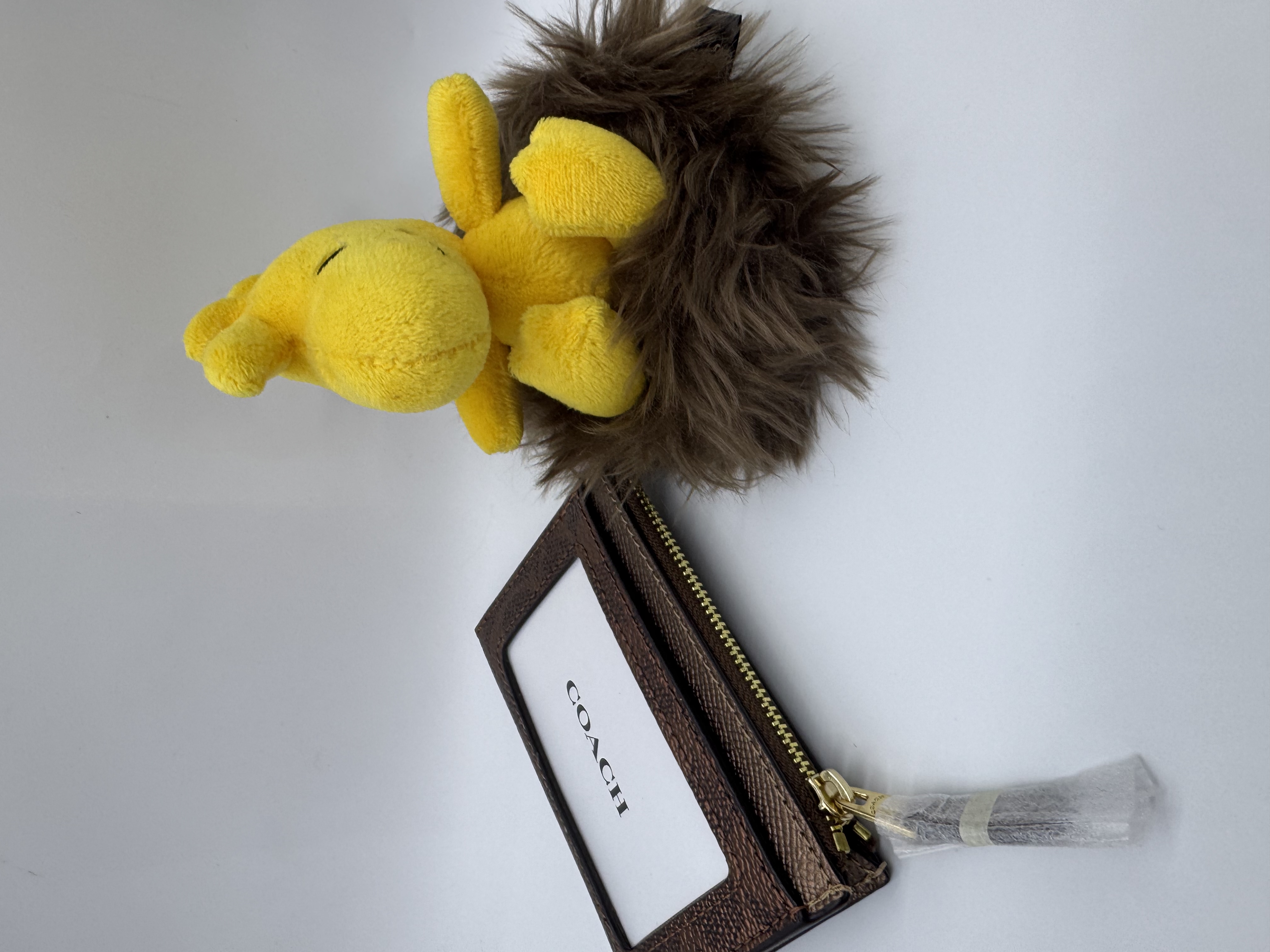 🇺🇸🇨🇦✈️Coach outlet 金屬色signature c pattern 拉鍊匙扣卡包現貨🤎💙 🤎💙🤩🤩