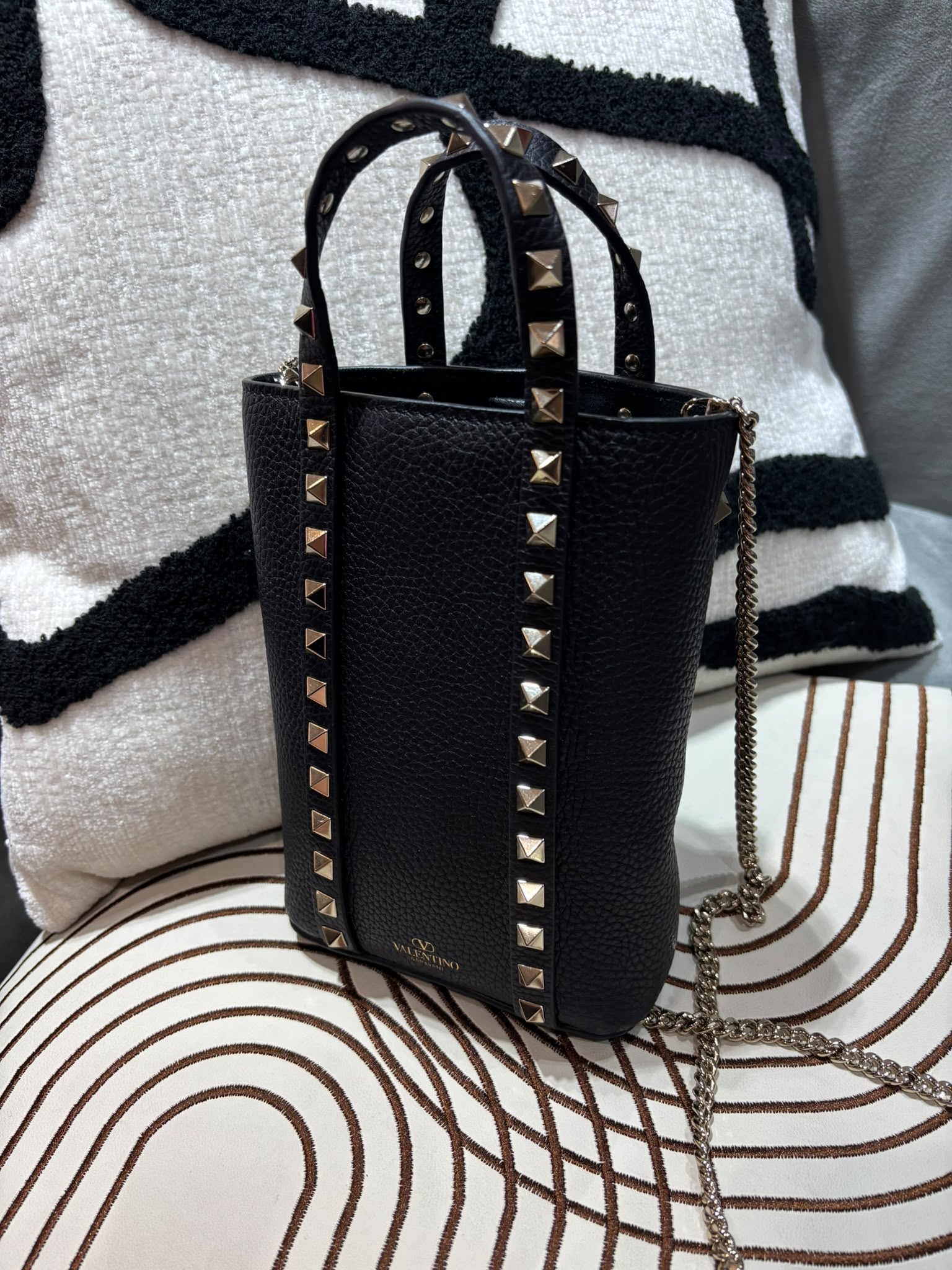 Valentino Mini Bucket 2Way Bag 黑色 100%Authentic, 99%New