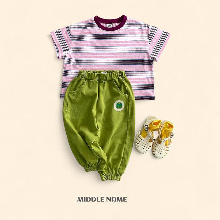 🇰🇷middle name tee