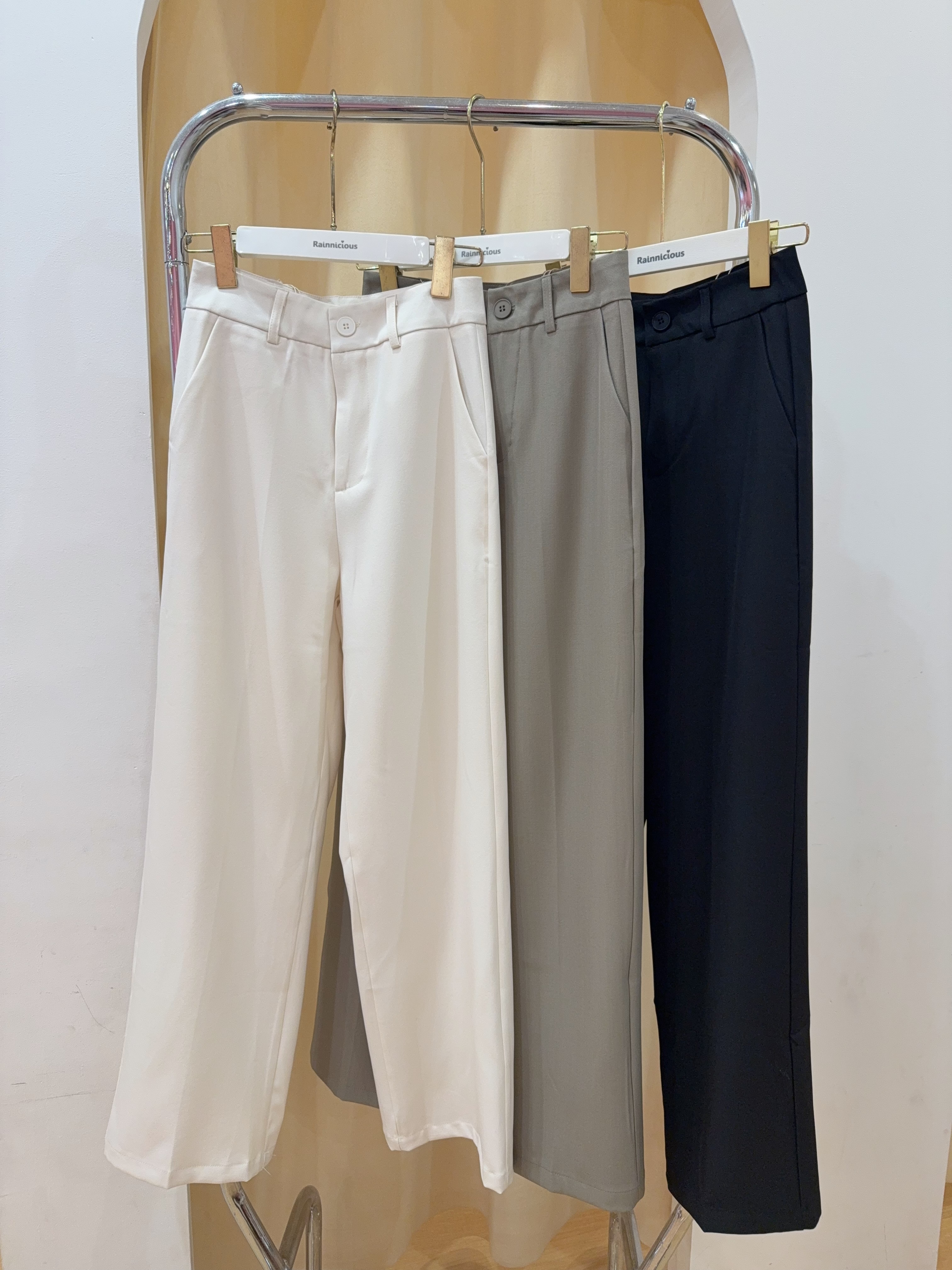 简约通勤直筒阔腿西装长裤 R2700