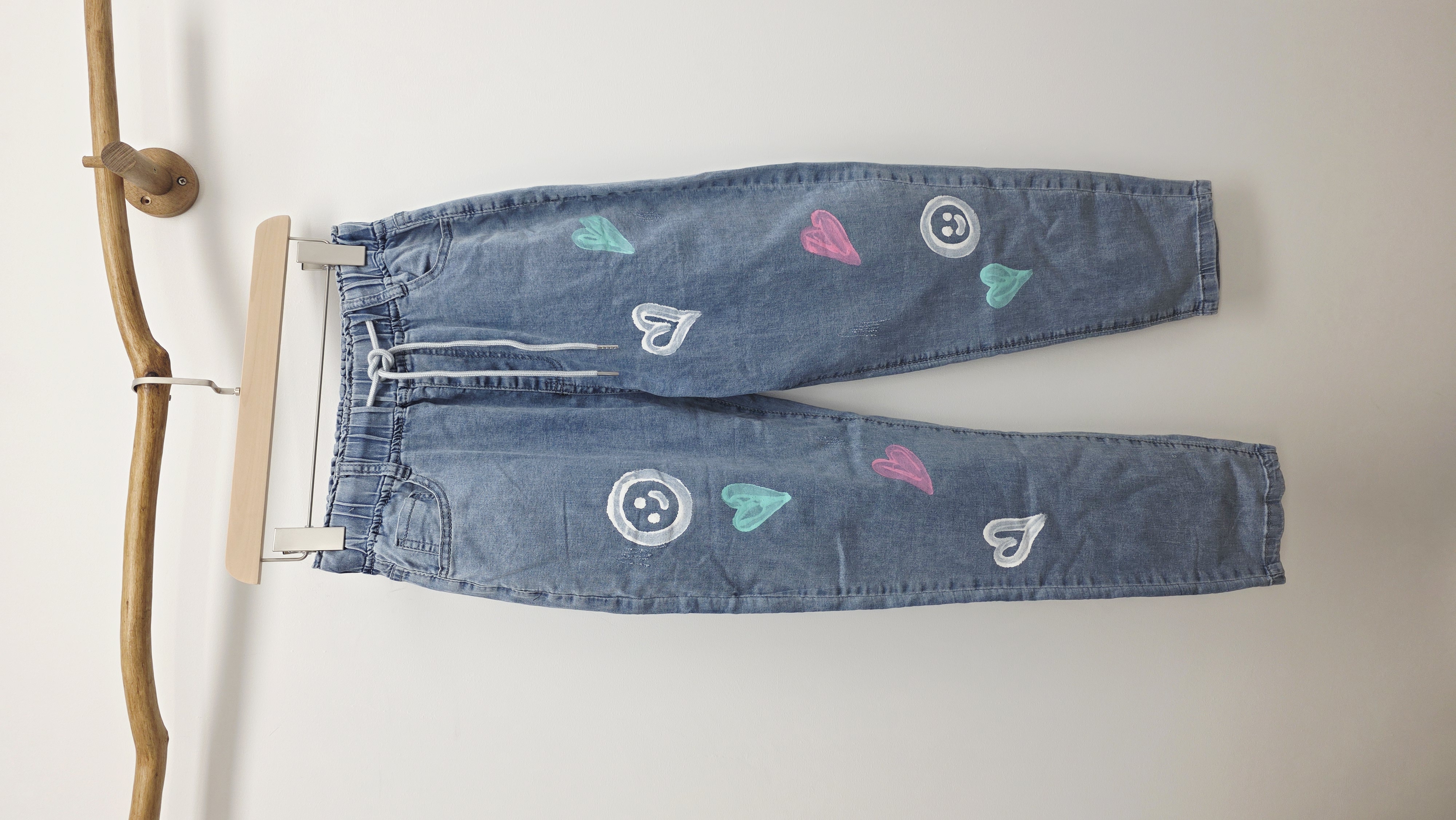 韓國淺藍哈哈笑心心印圖修腳橡筋牛仔褲