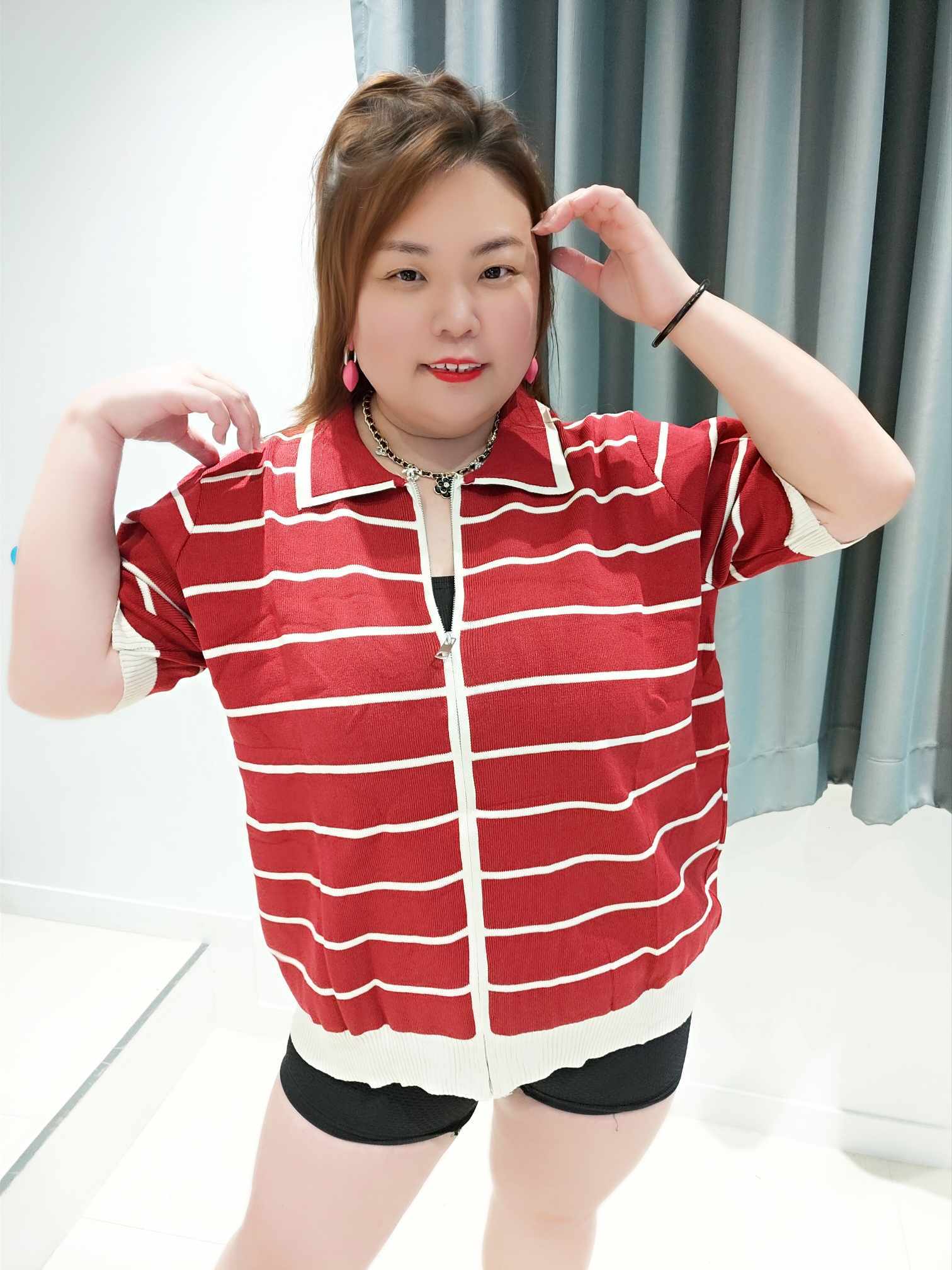 DSB03 线条有领拉链设计针织上衣