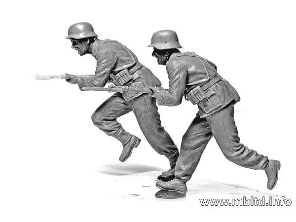 1/35 German Infantry DAK WWII Era North Africa Desert Battles
