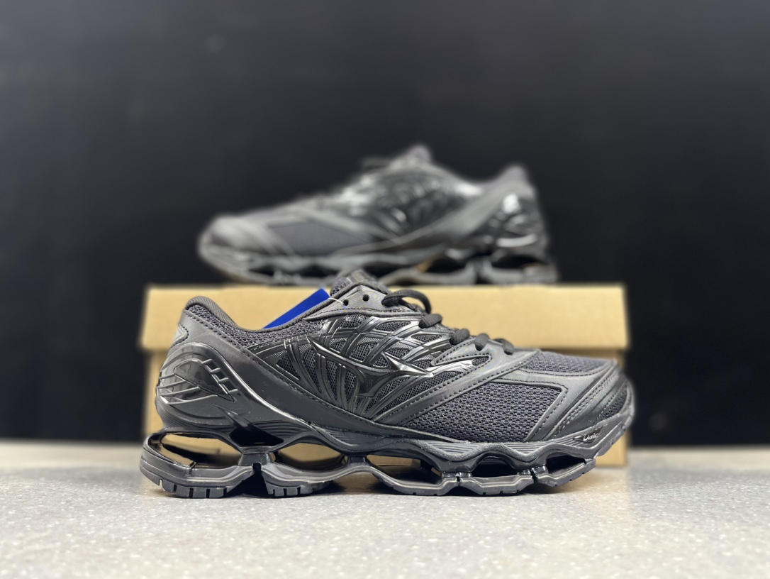 Mizuno Wave Prophecy LS 