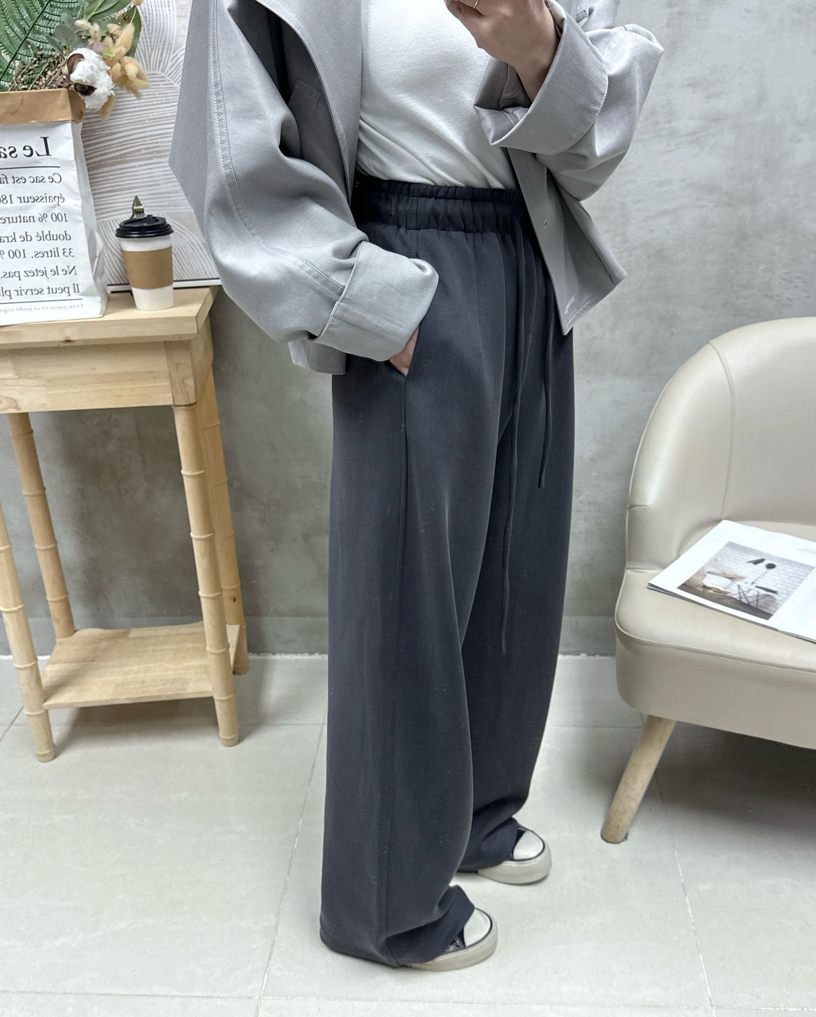 B03 滑滑直腳休閑褲