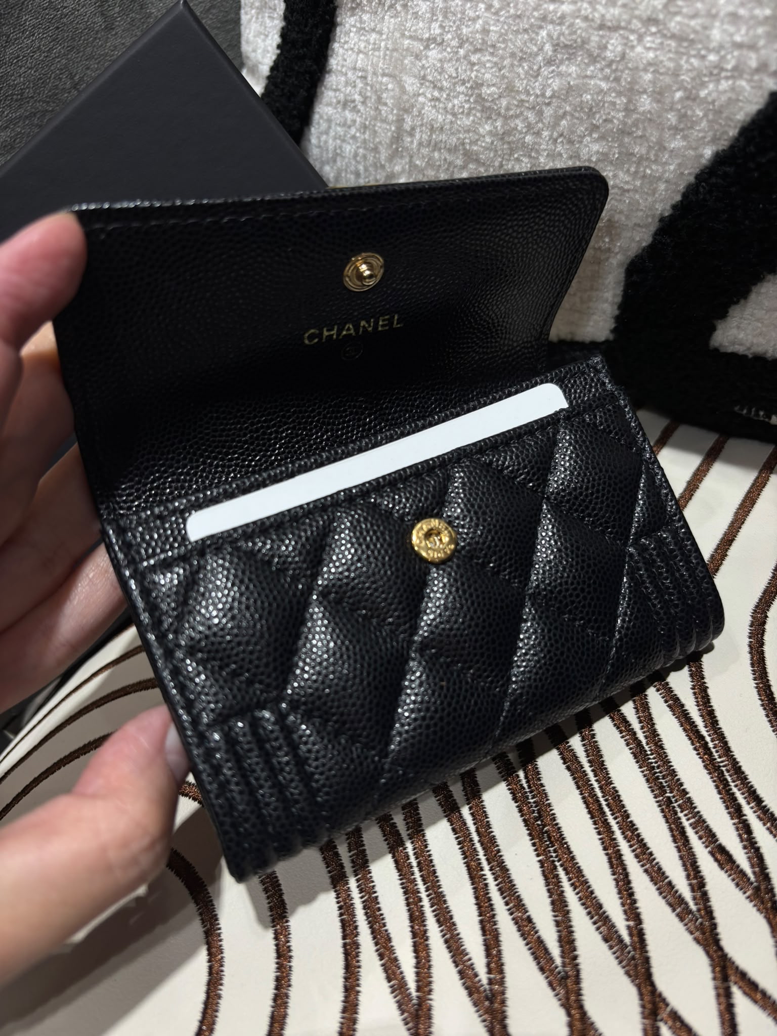 未使用品 Chanel boy card holder 黑色魚子醬牛皮復古金 unused  ✅chip, ✅dust bag ✅box 