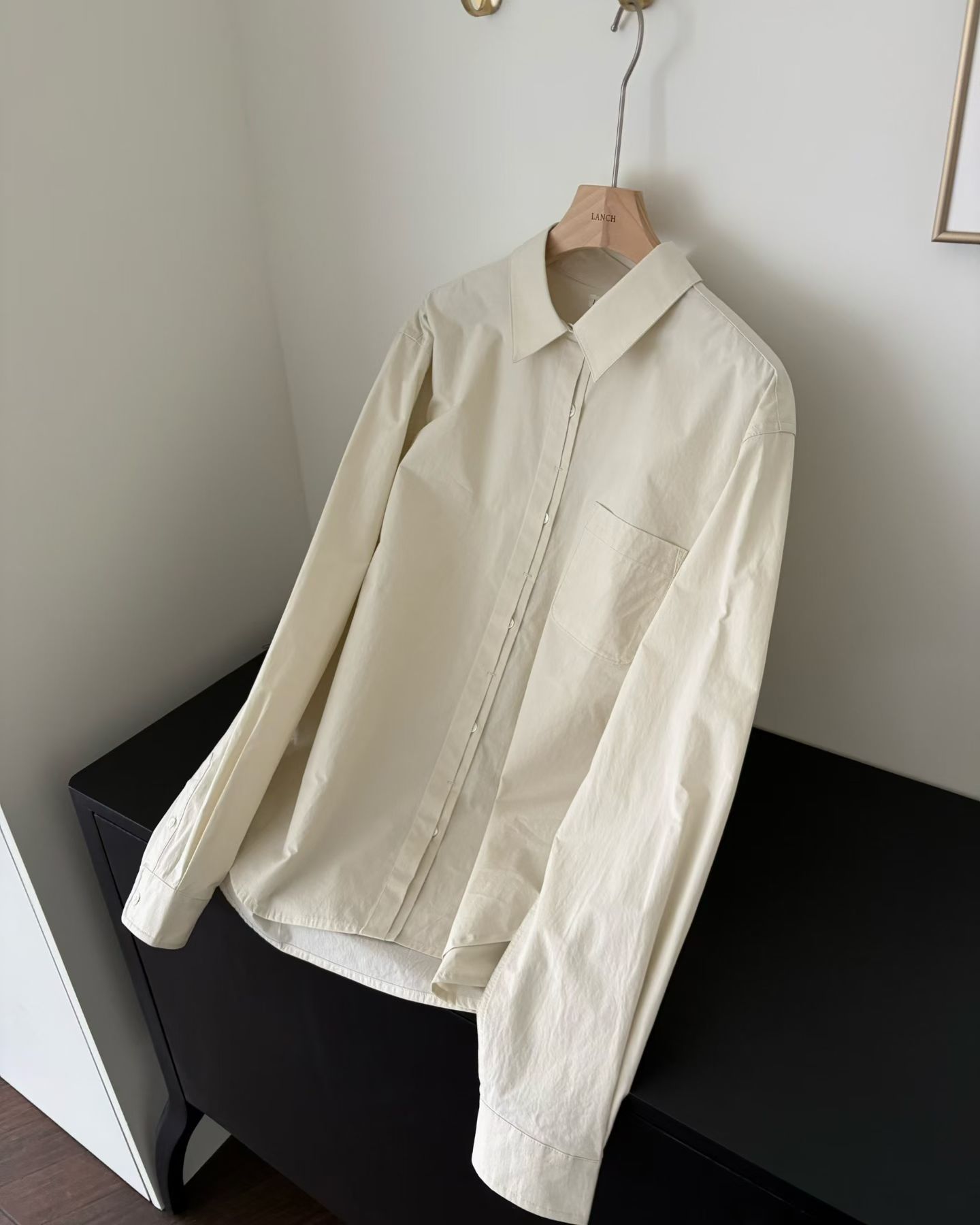 LA OE 設計風格恤衫