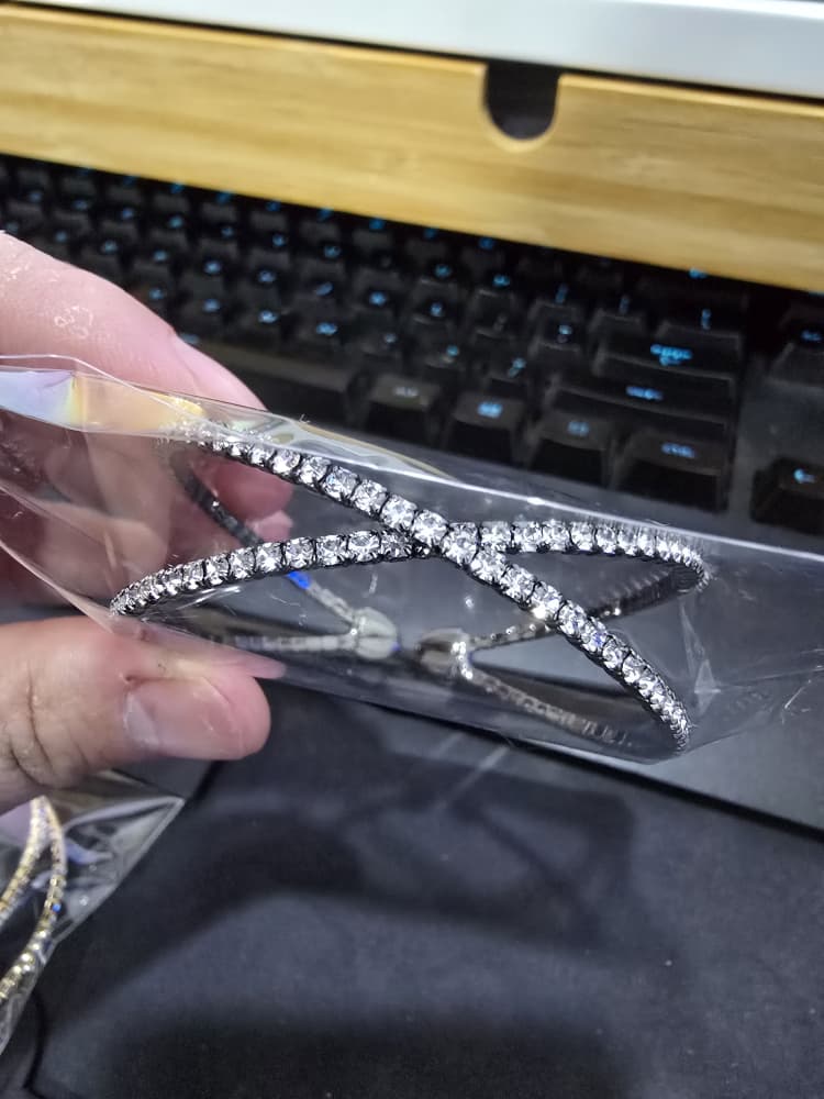 Grand Cercle Élégant Bangle