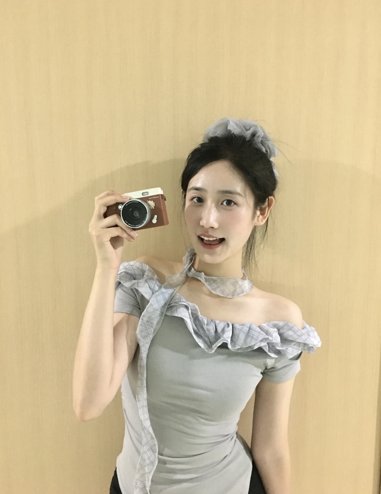 TP435字肩短袖上衣