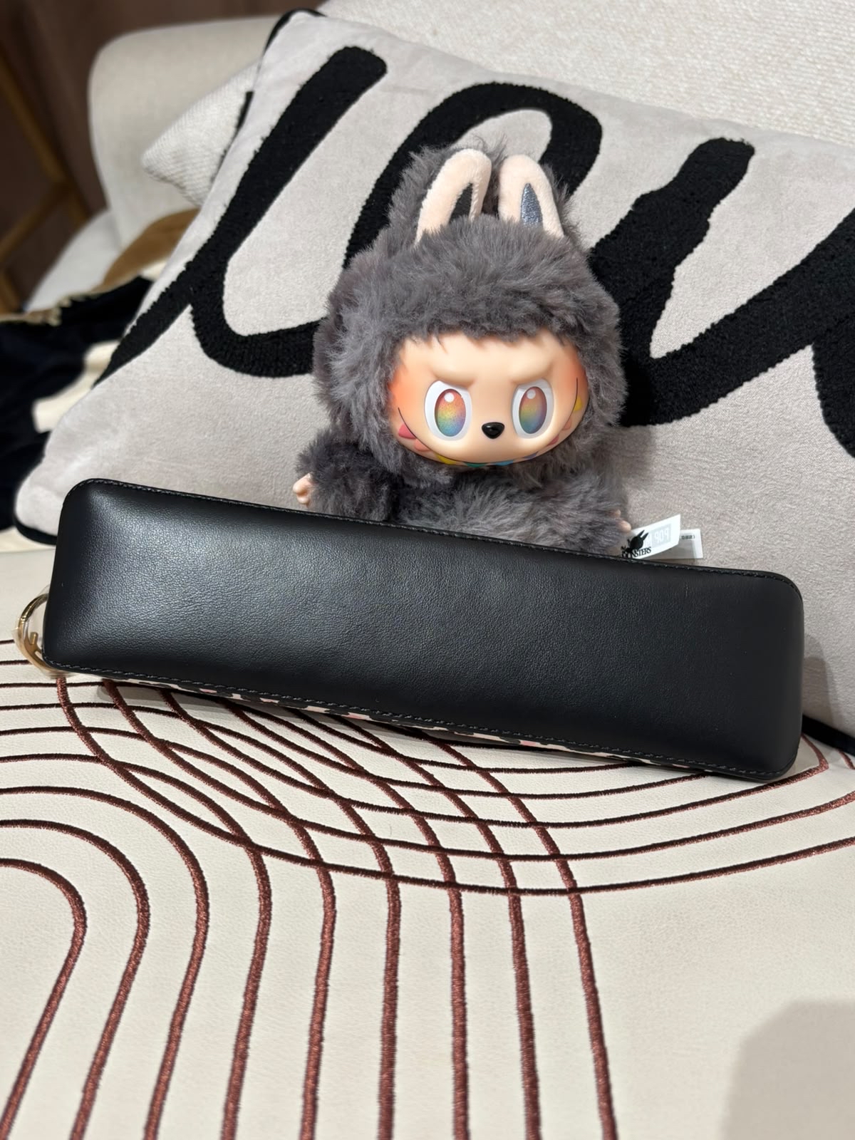 未使用品 Lv Pencil Case Multicolor 筆袋 100%Authentic, unused未使用品 ✅Dust bag
