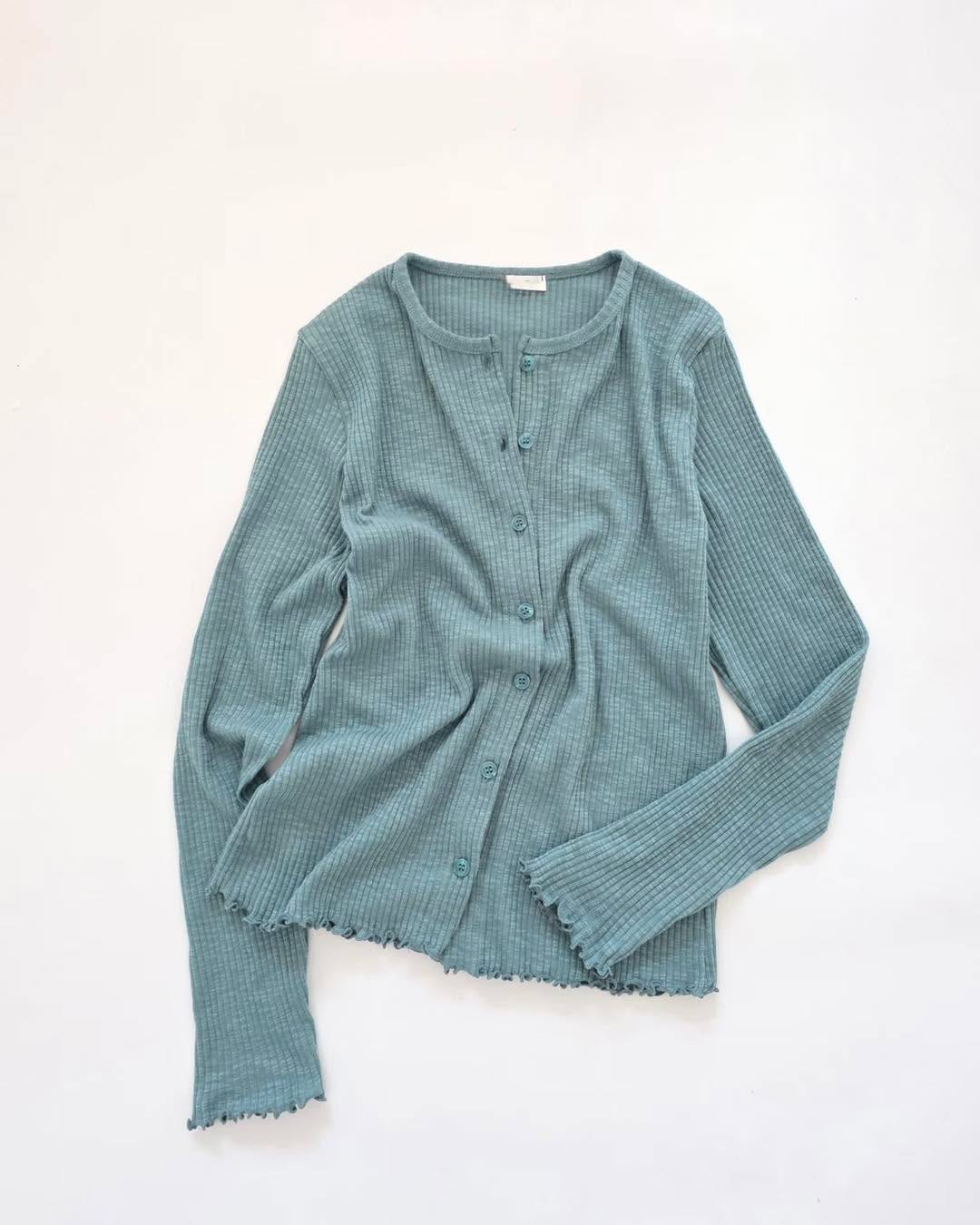 開鈕木耳邊直紋Cardigan