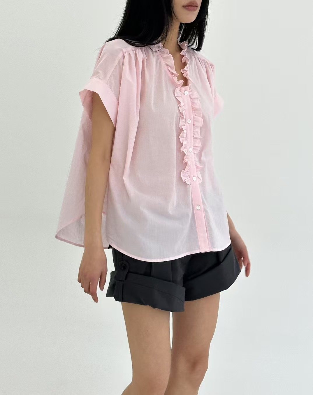 Daylog Ruffle 邊V 領恤 