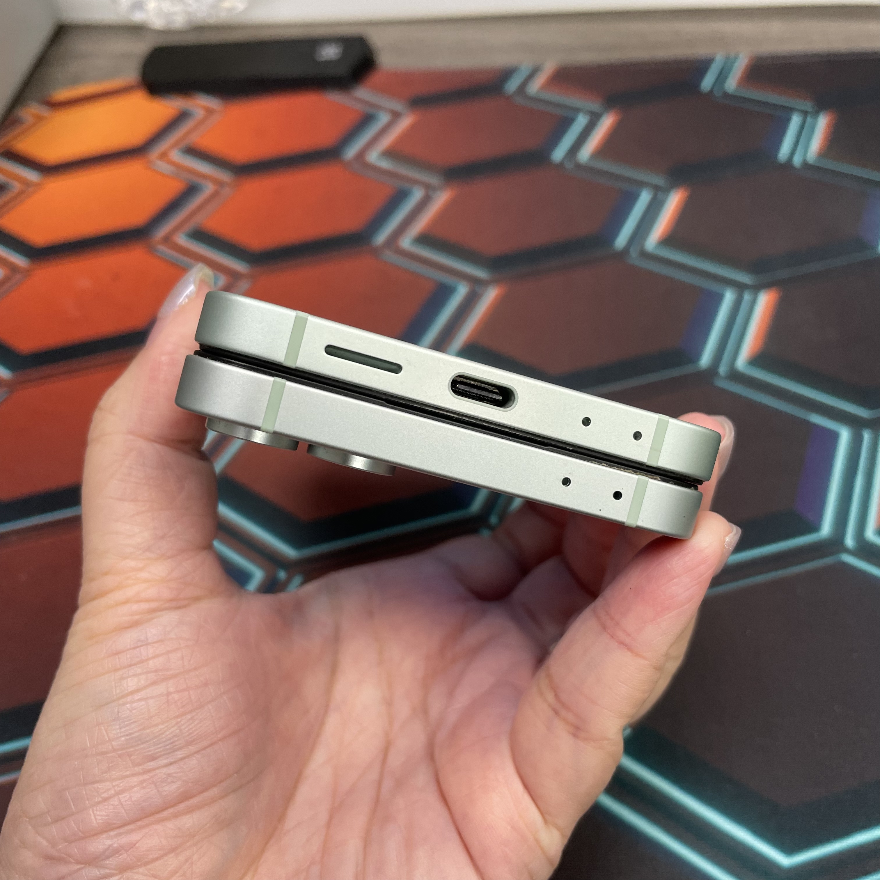 *7358 Galaxy Z Flip 6 勁靚機 12+512GB 綠色 green