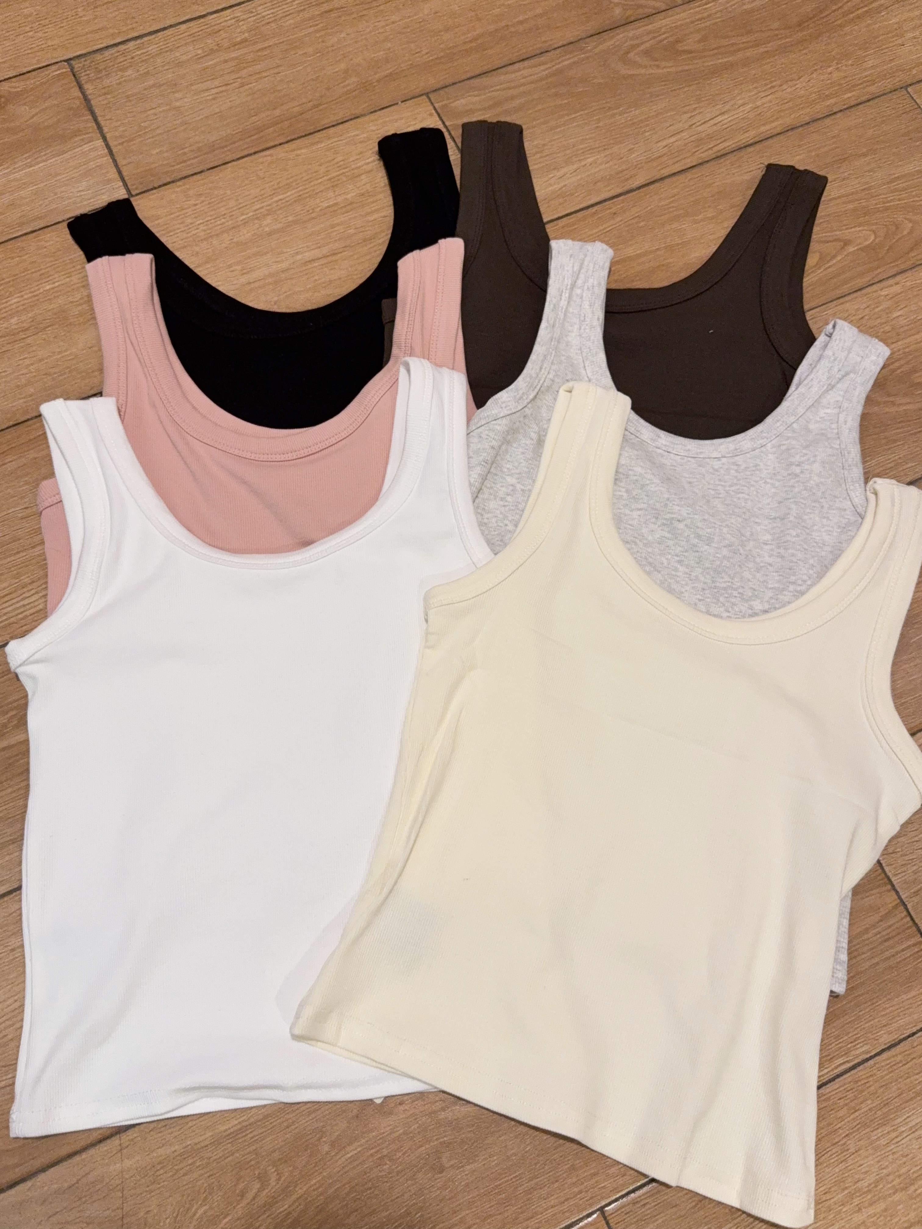 大U领螺纹针织长版背心R3001