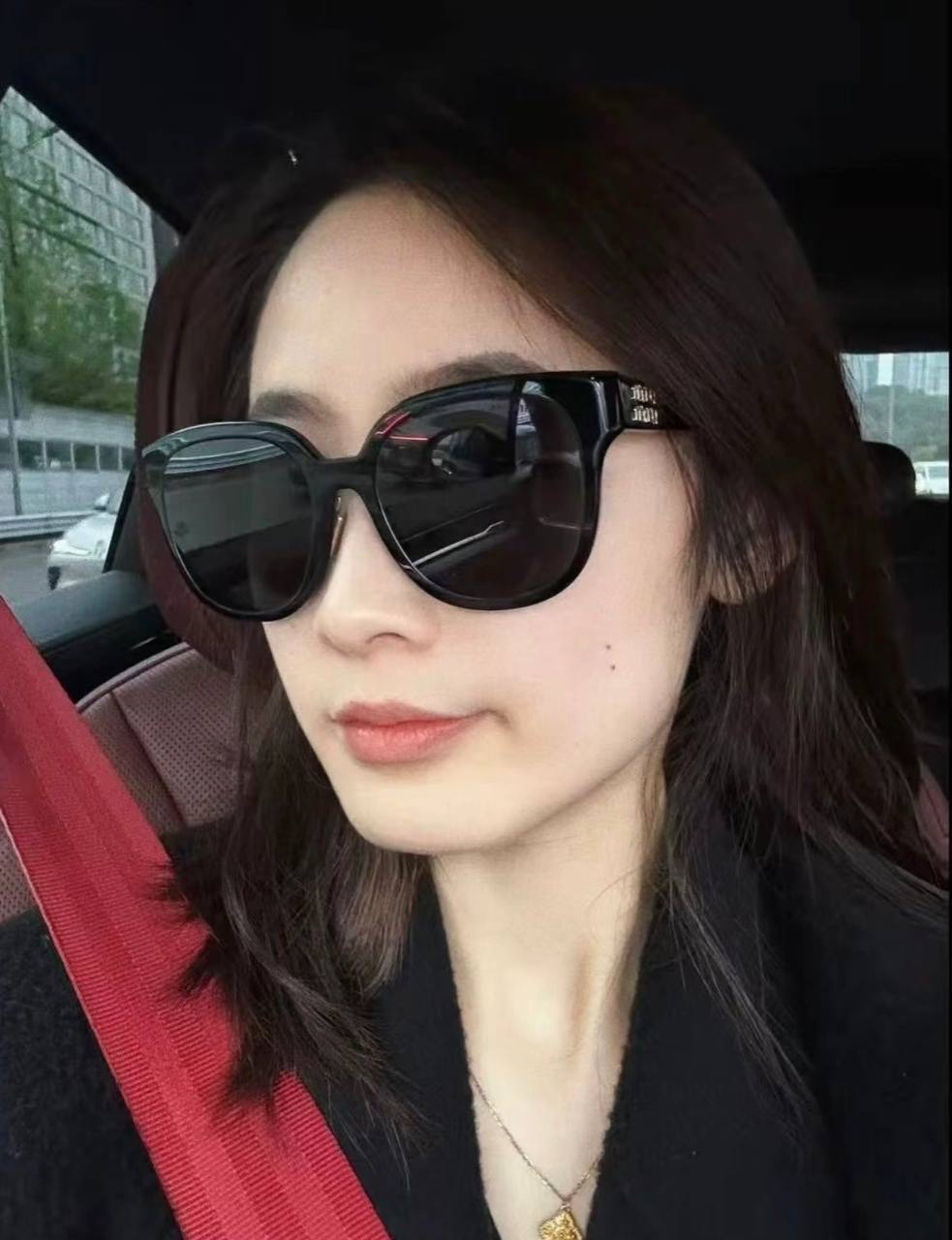 折扣✨訂貨📮MIUMIU 太陽眼鏡 顯臉細款!