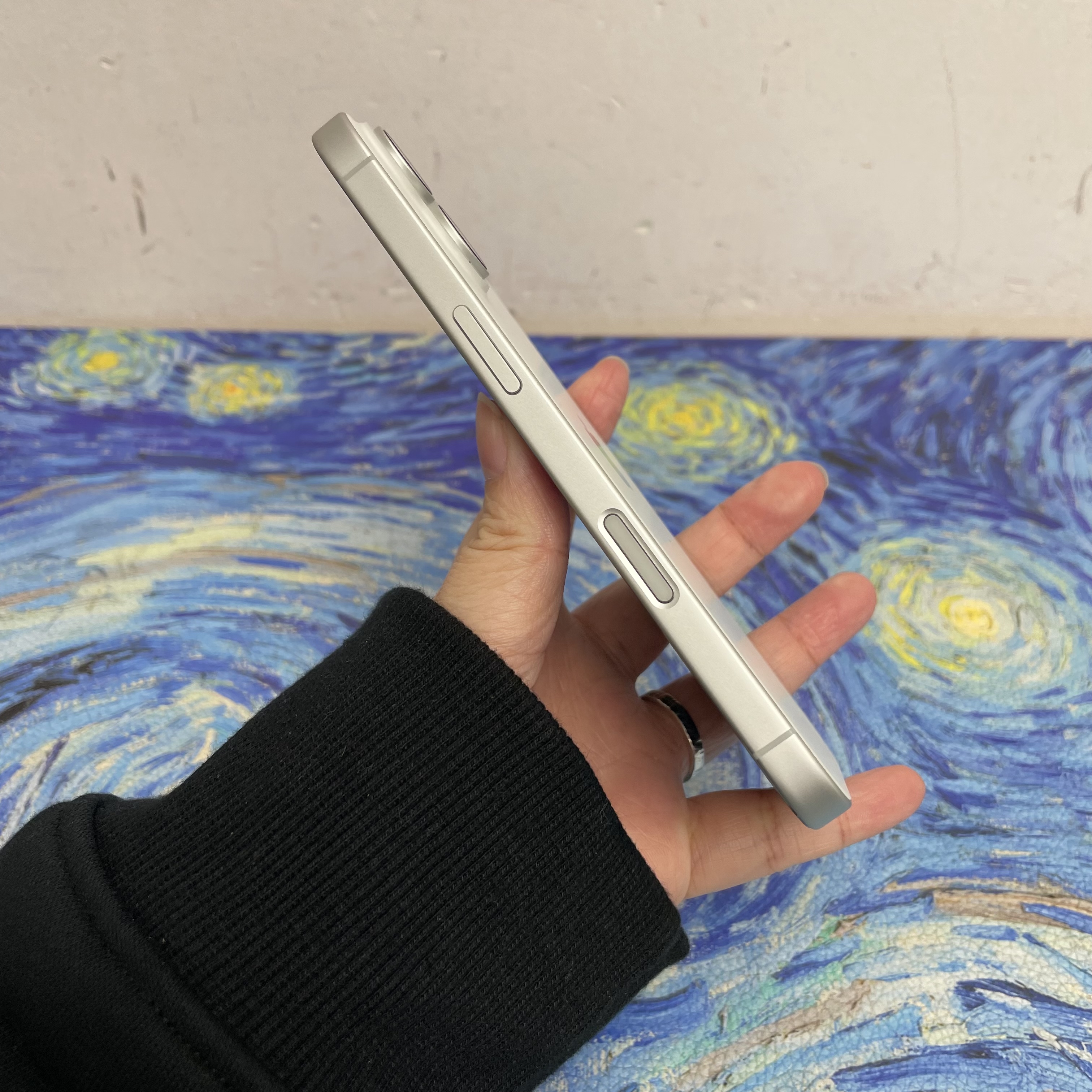 *6056 17 完美機 256GB 電100 白色 white