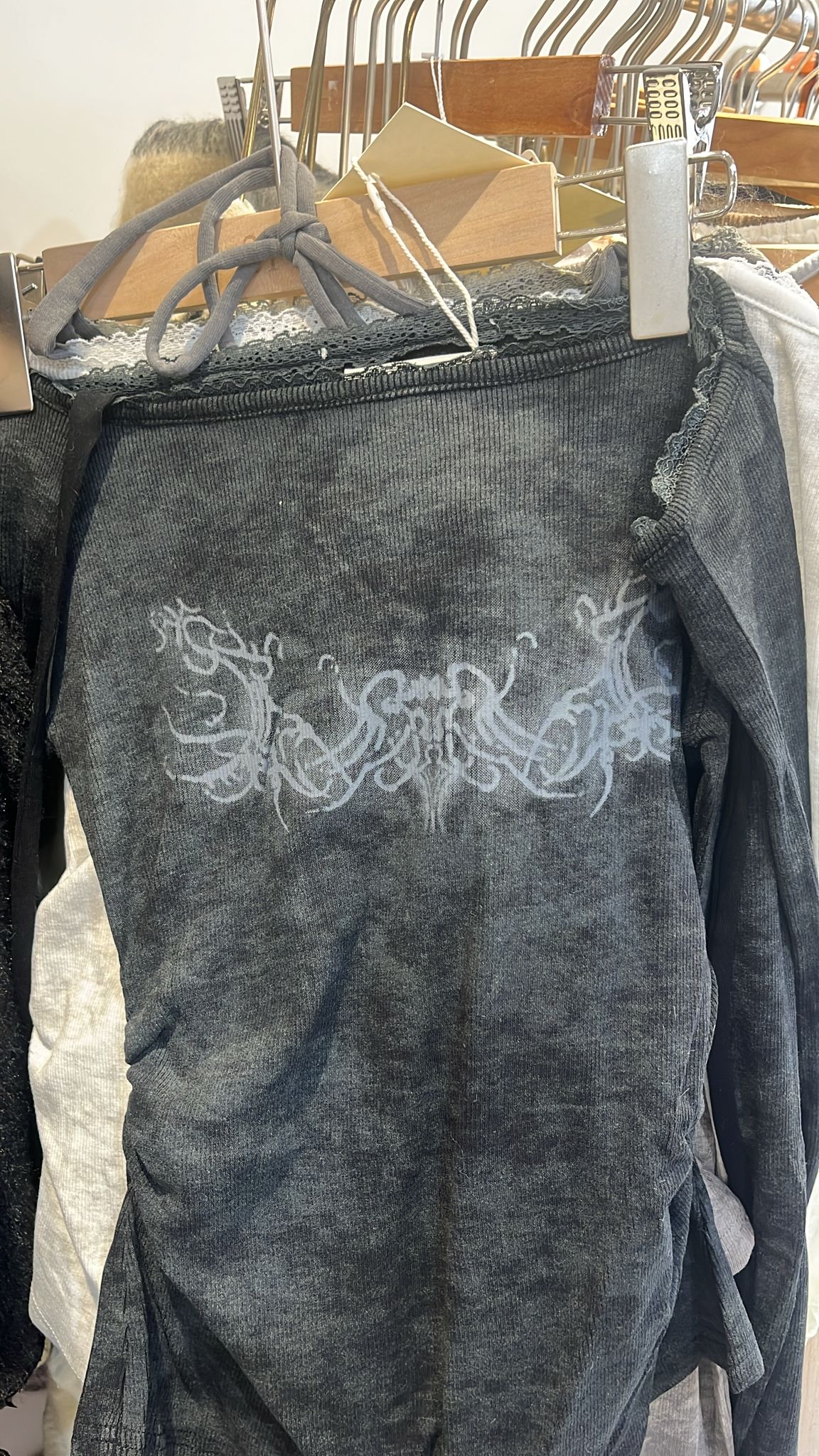 已售罄❌韓國Y2K型格假兩件修腰扎染top