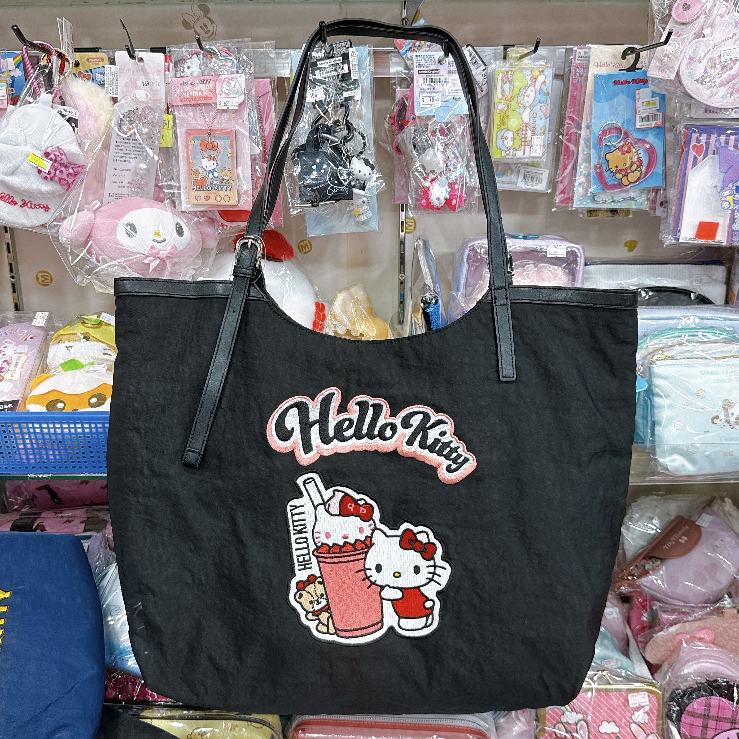 日本限定版Hello Kitty側孭袋