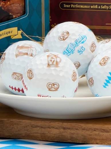 TAYLORMADE TP5 Oktoberfest 5層球