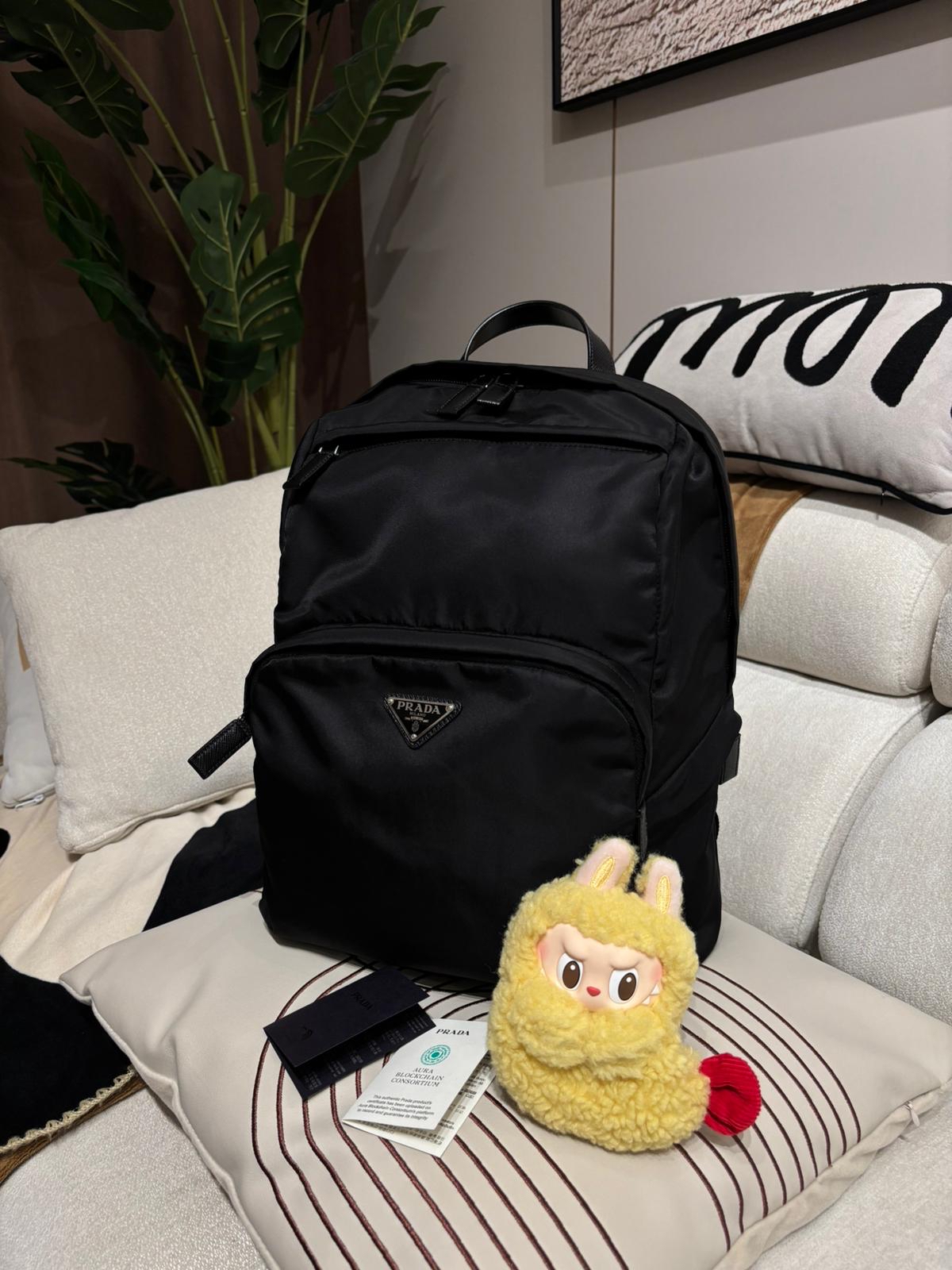 Prada re-nylon backpack  NFC ,100%Authentic ,98%new ✅ certificate card✅dust bag 🩵 專門店售價$19,500📣 