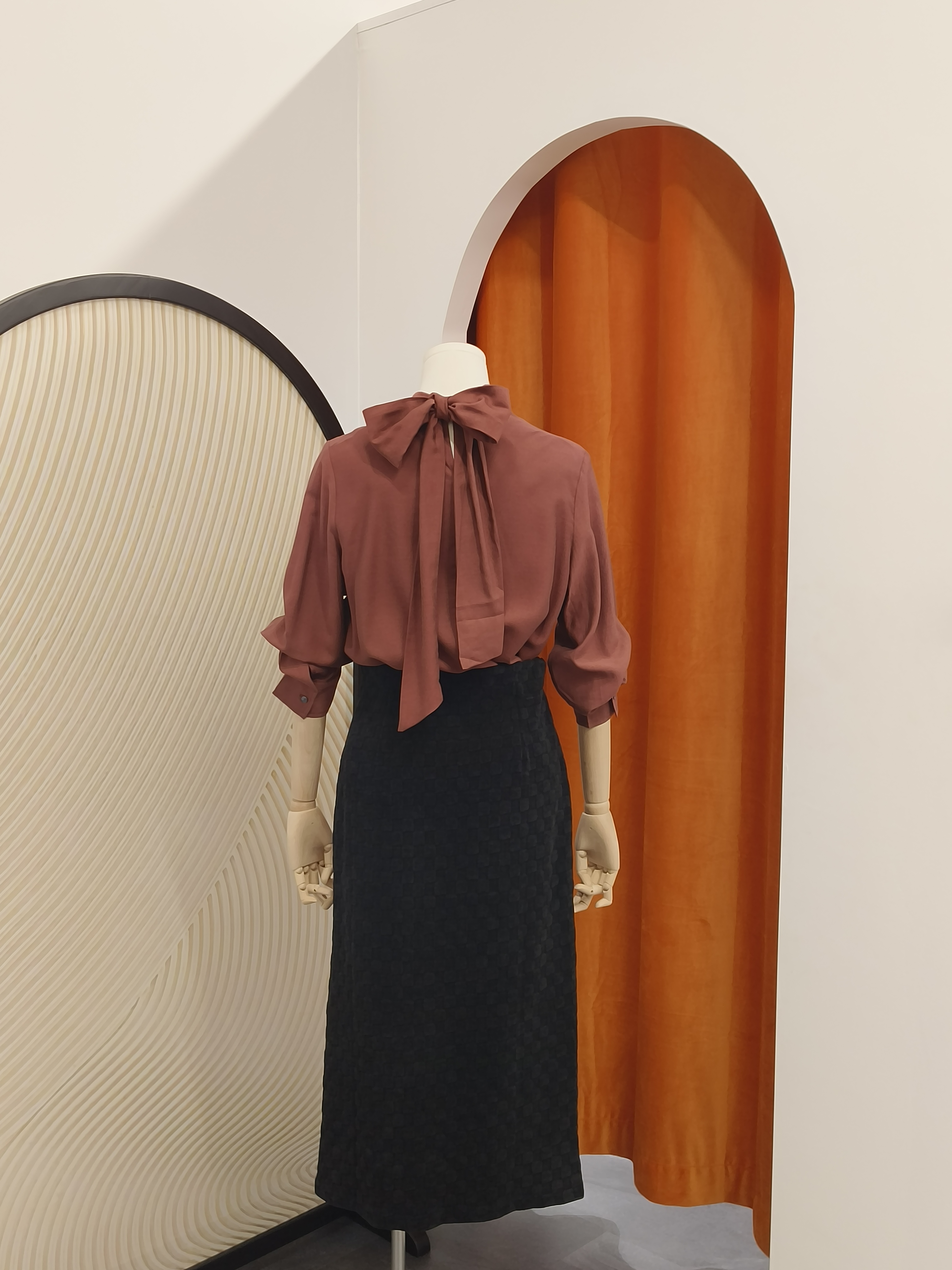 长袖系带衫 Long Sleeves Shirt with sash