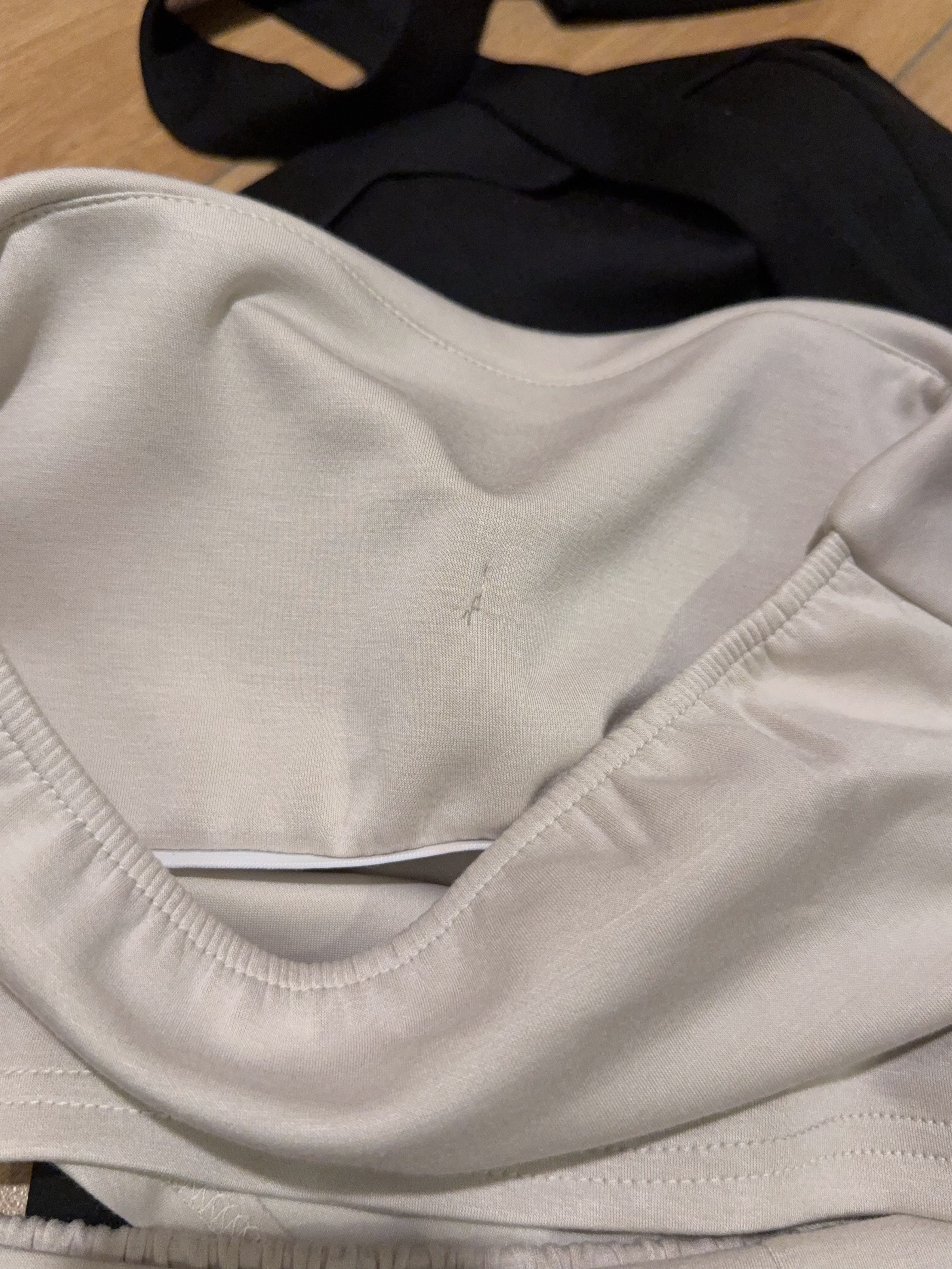 鱼骨抹胸背心+开叉半身短裙两件套（配飘带）R3006