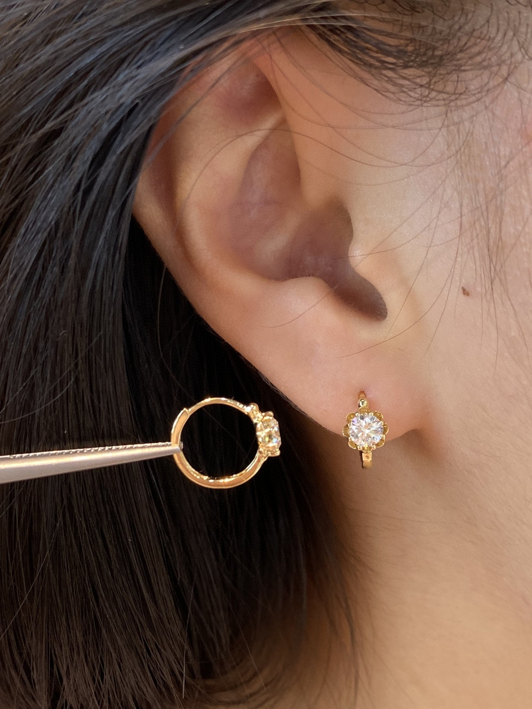 18K Diamond Hoop Earrings 