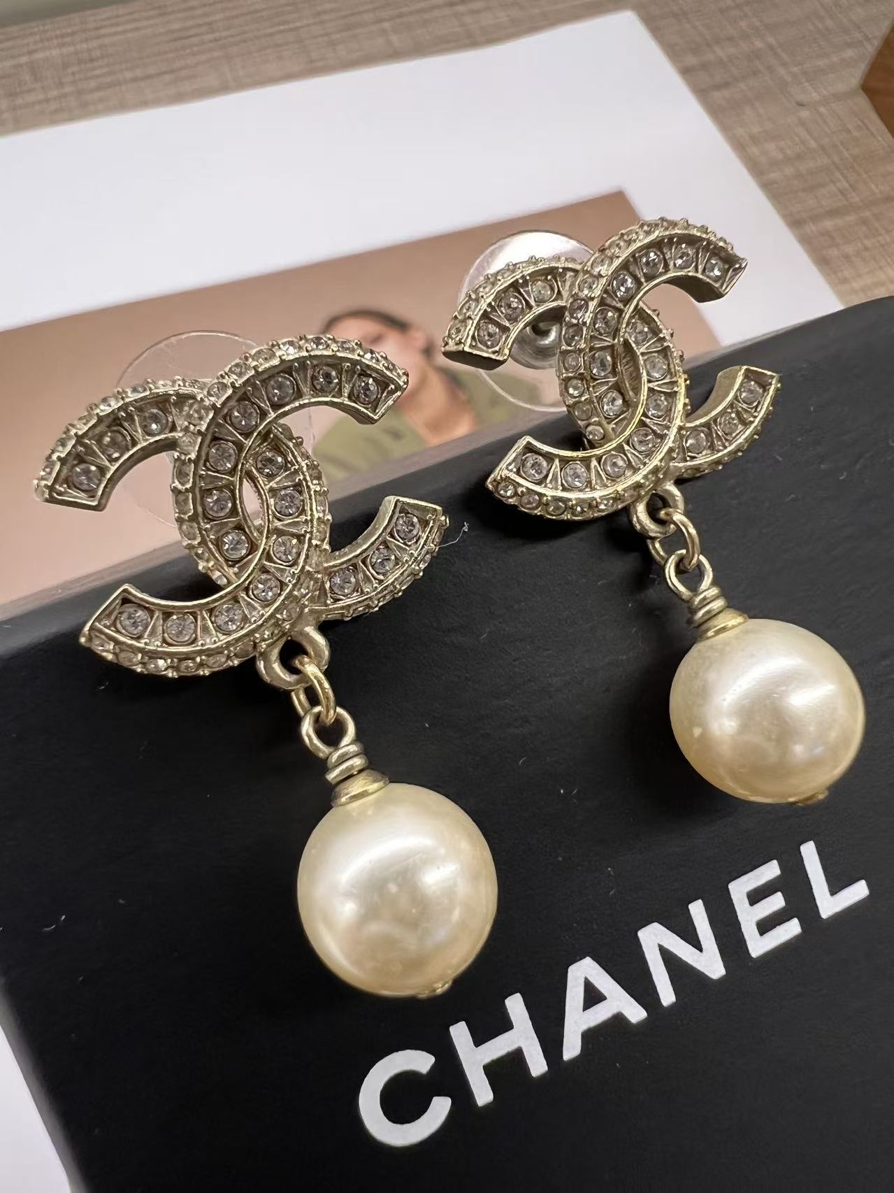 Chanel Gold Pearl Earrings
