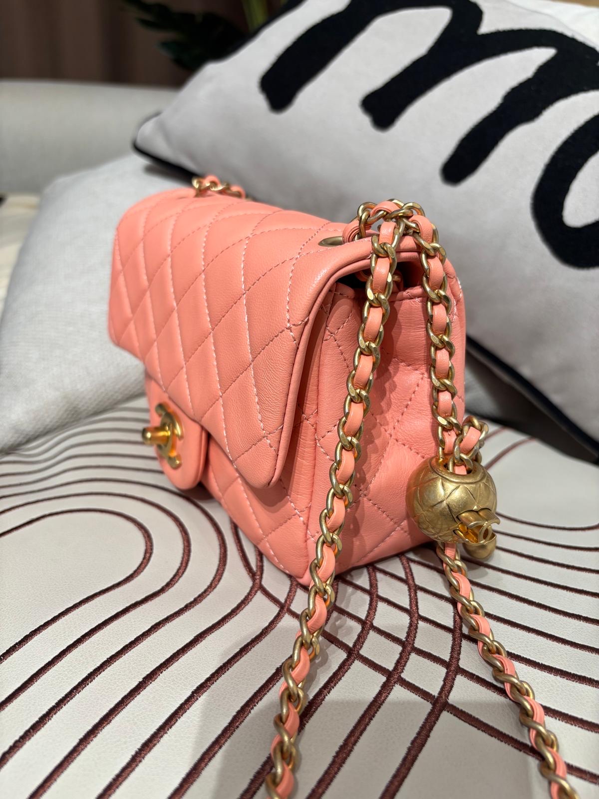 Chanel Mini Flap Bag With Pearl Crush ,金球方胖, 100%Authentic, 99%New ✅收據副本✅Dust bag✅晶片