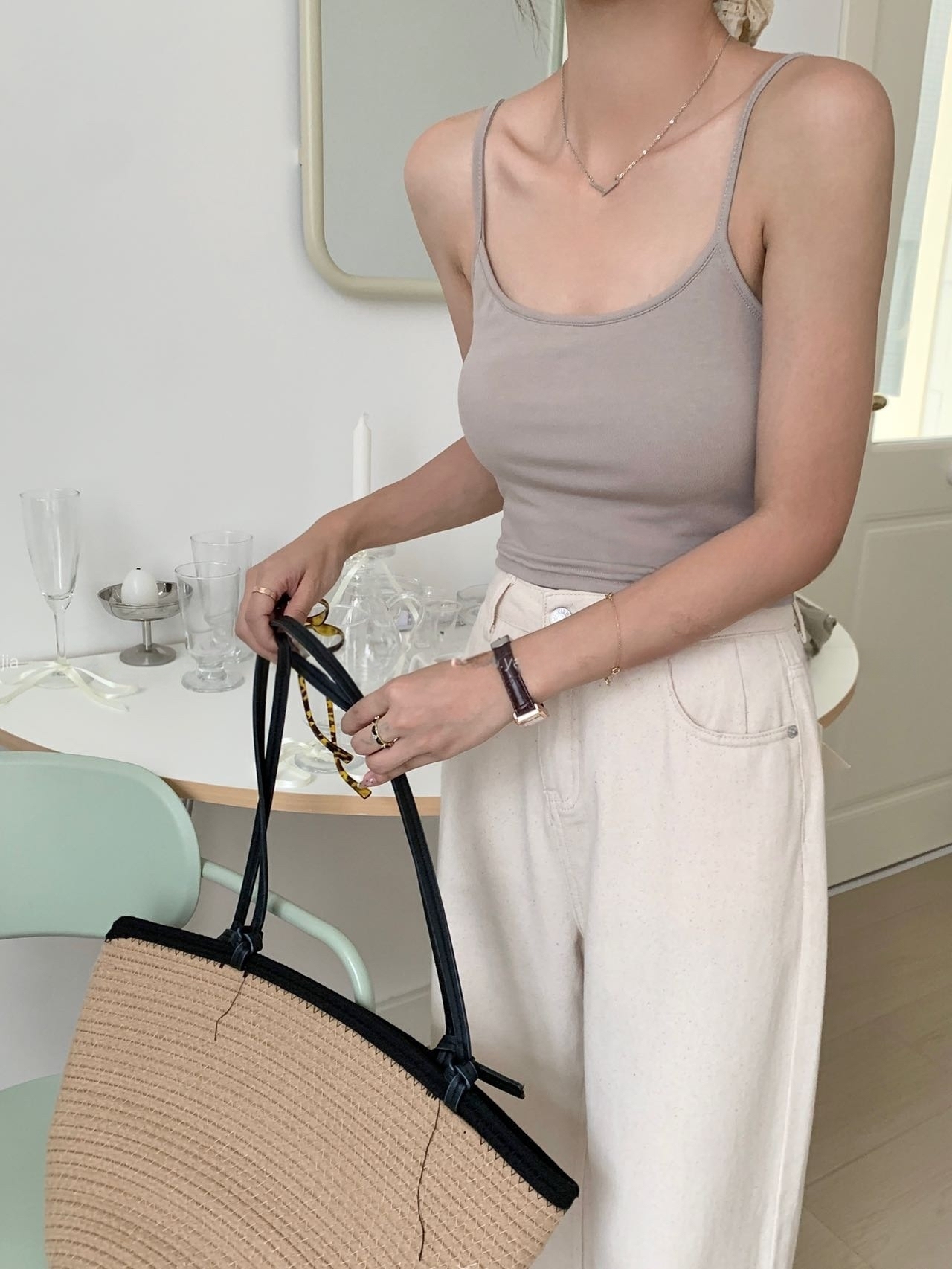 跑量福利价 Jelly Buny Everyday Padded Top (removeble) 冰凉果冻Feel自带胸垫吊带背心 (可拆卸）( 8 Colours )