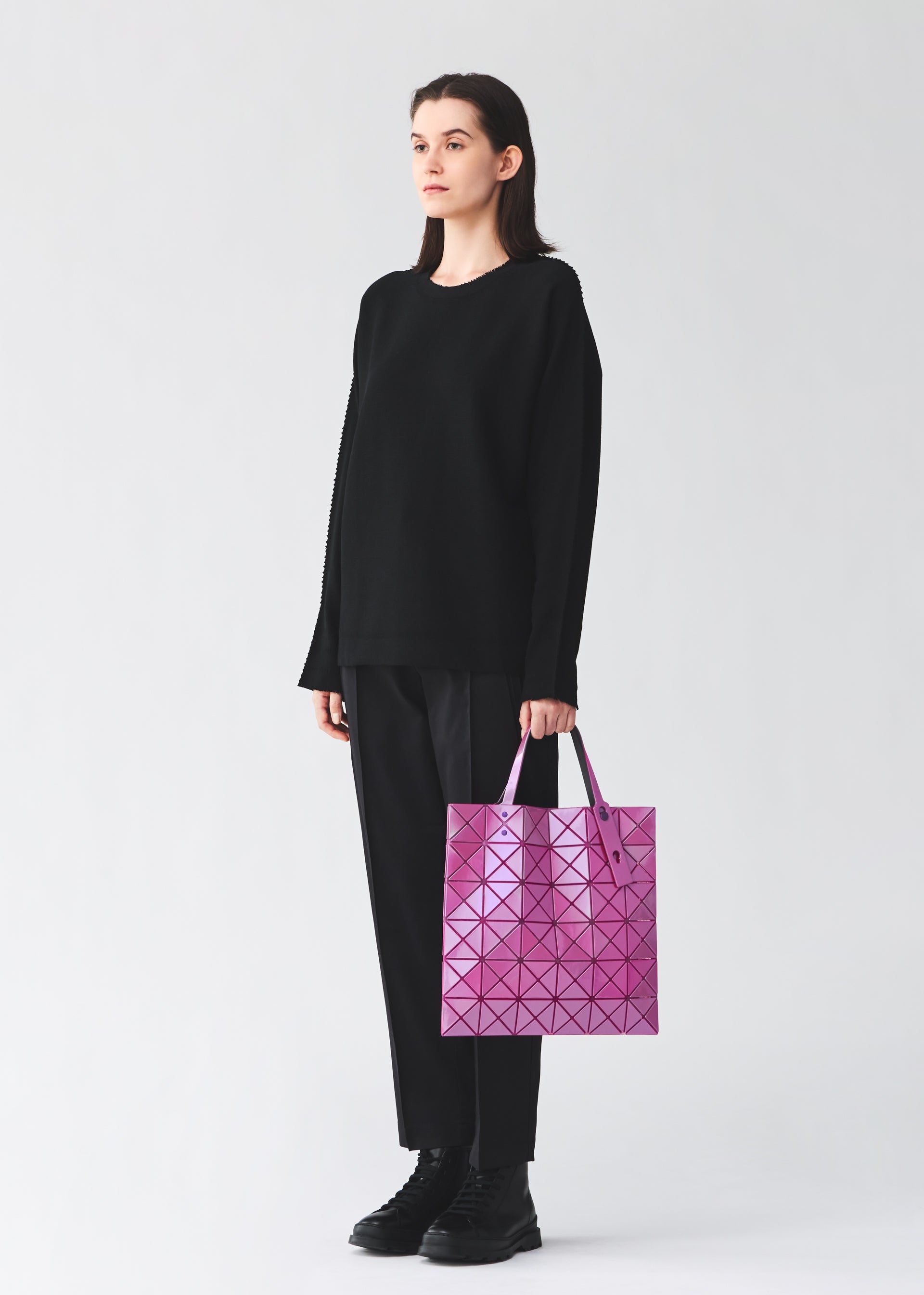 BAO BAO Lucent One-Tone 亮面 6x6 tote bag 