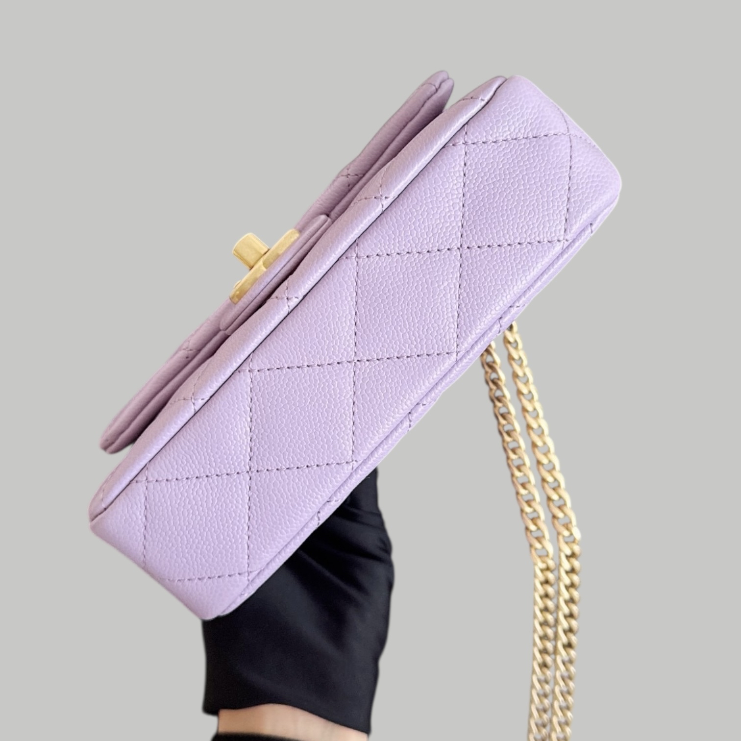 Chanel Caviar 紫色荔枝皮心形調節扣