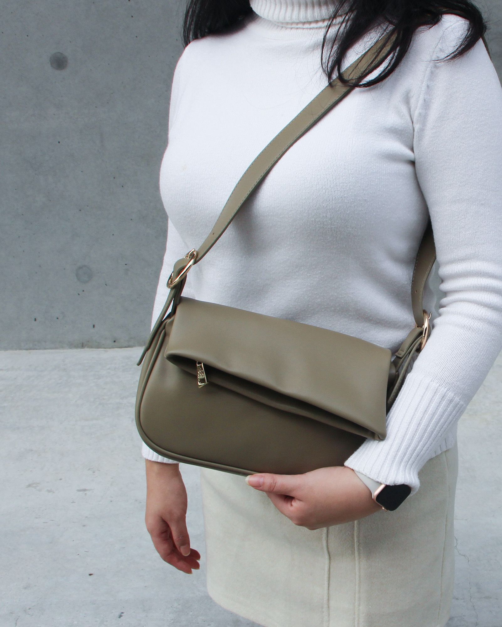 ＜港版STAND OIL．正宗香港製造包包＞ Sydney 2 ways 空姐包 (內付2種長度可調較式揹帶)