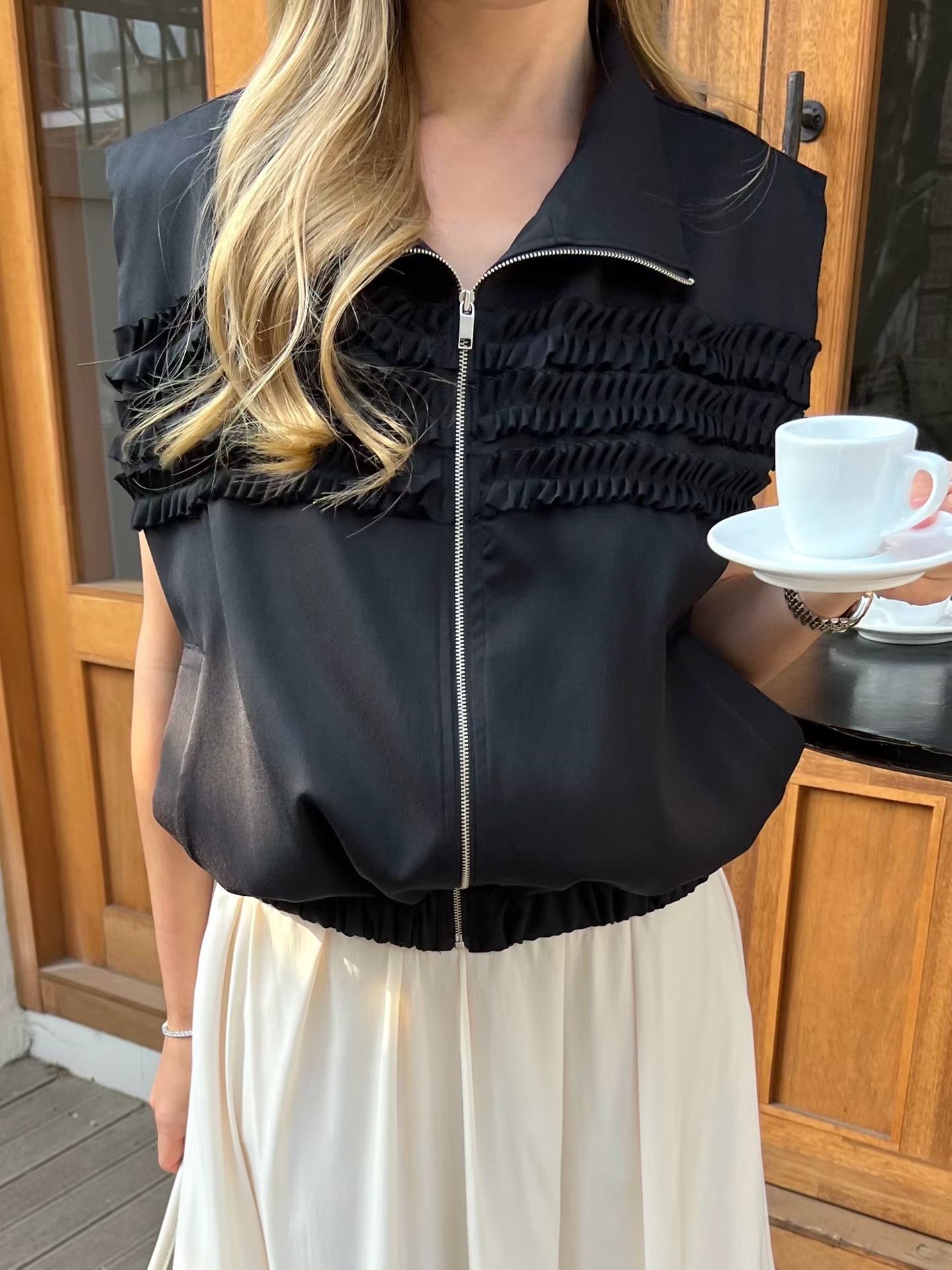 B14 高領拉鍊短版背心