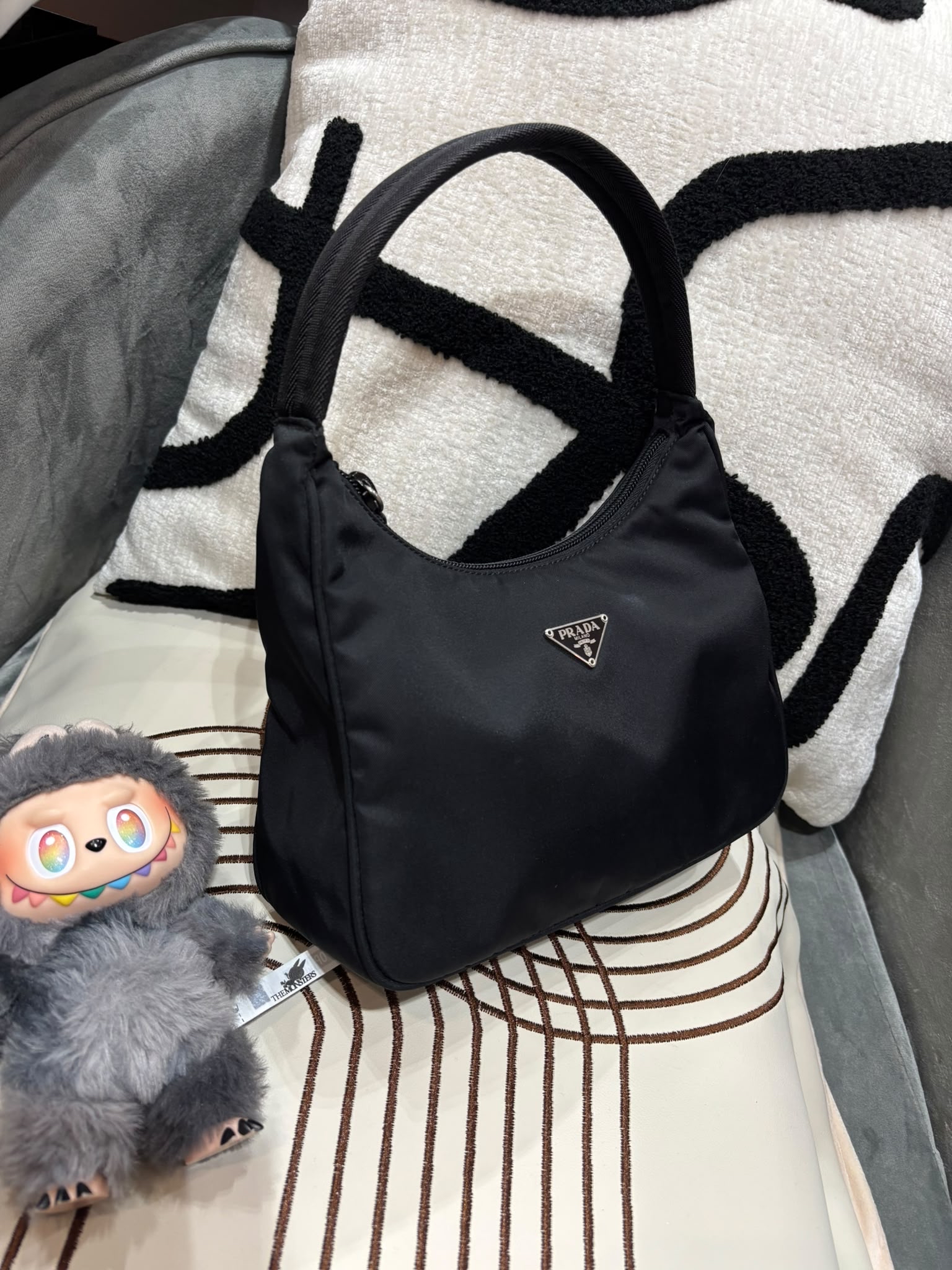 Prada nylon hobo nylon Shoulder Bag 100%Authentic,98%new✅dust bag 