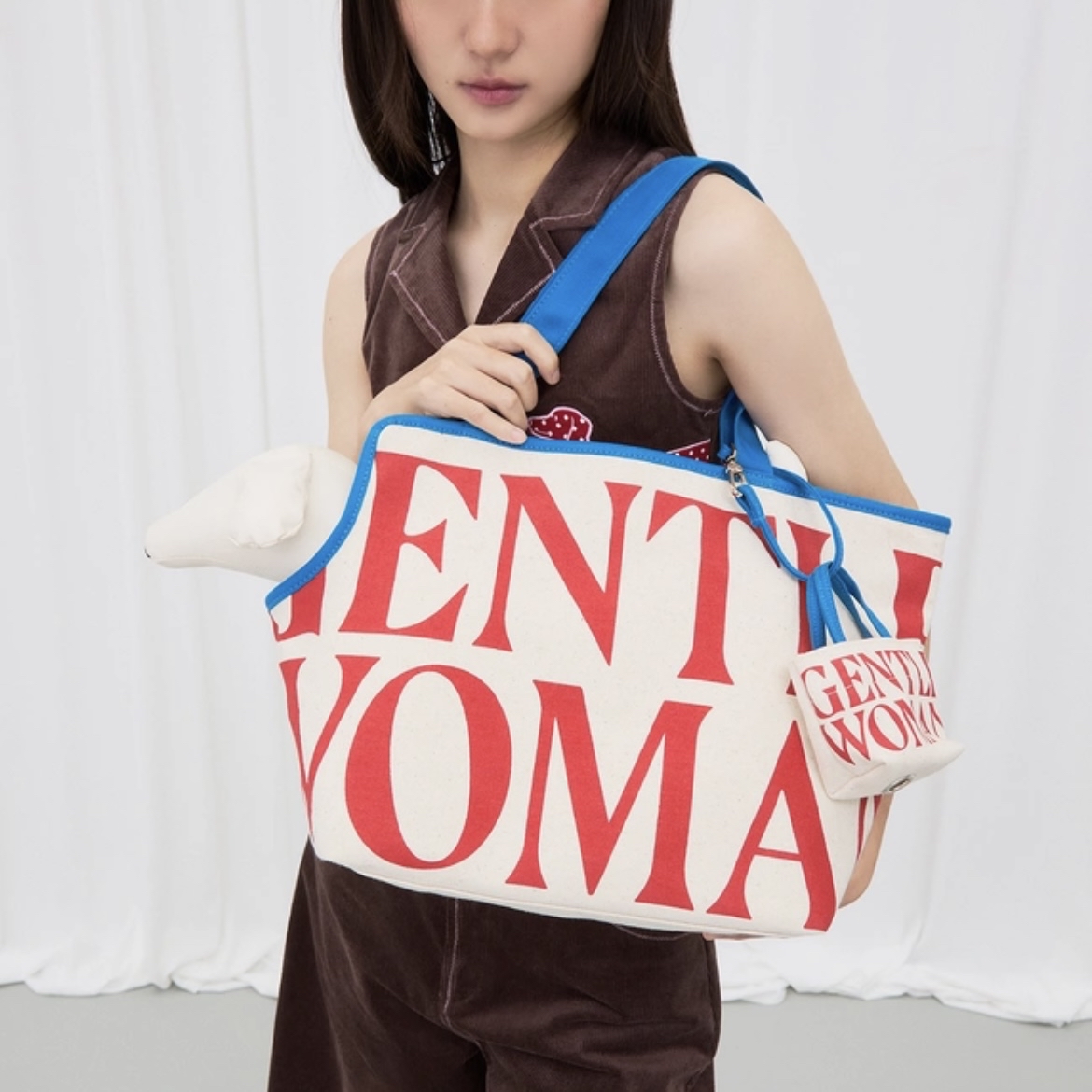 預購 | 🇹🇭GENTLEWOMAN THE COMPANION PET CARRIER BAG WITH POOP BAG HOLDER(CREAM) BG1107-2