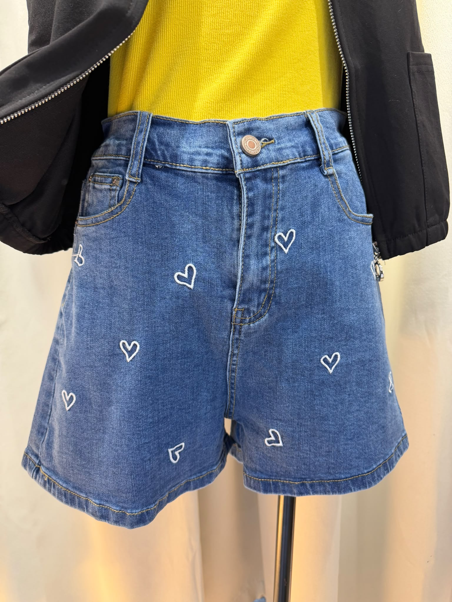 刺繡心心牛仔褲